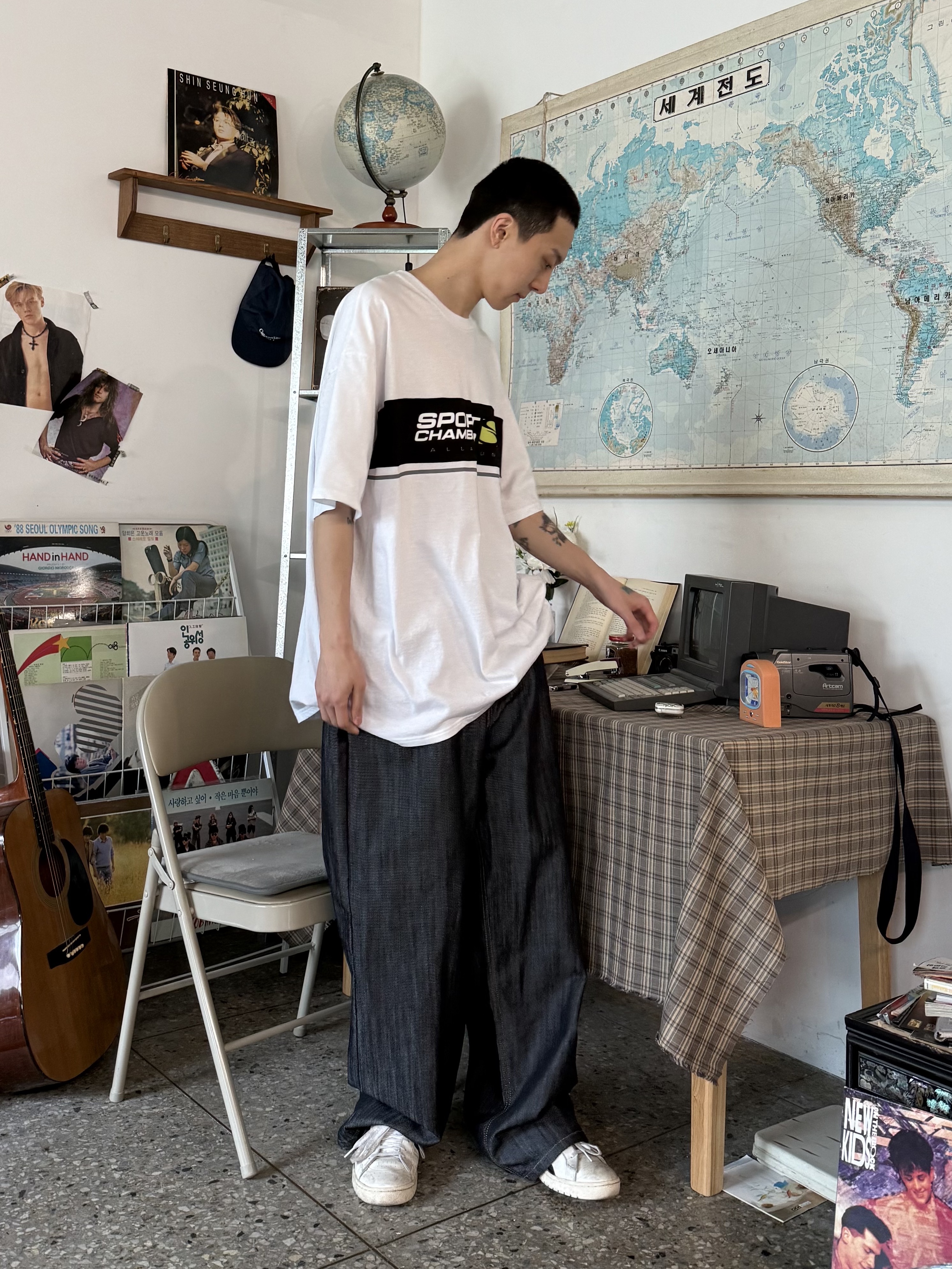 SPORT CHAMBER SC Block Flash T-Shirt White 착용 스타일 - 1