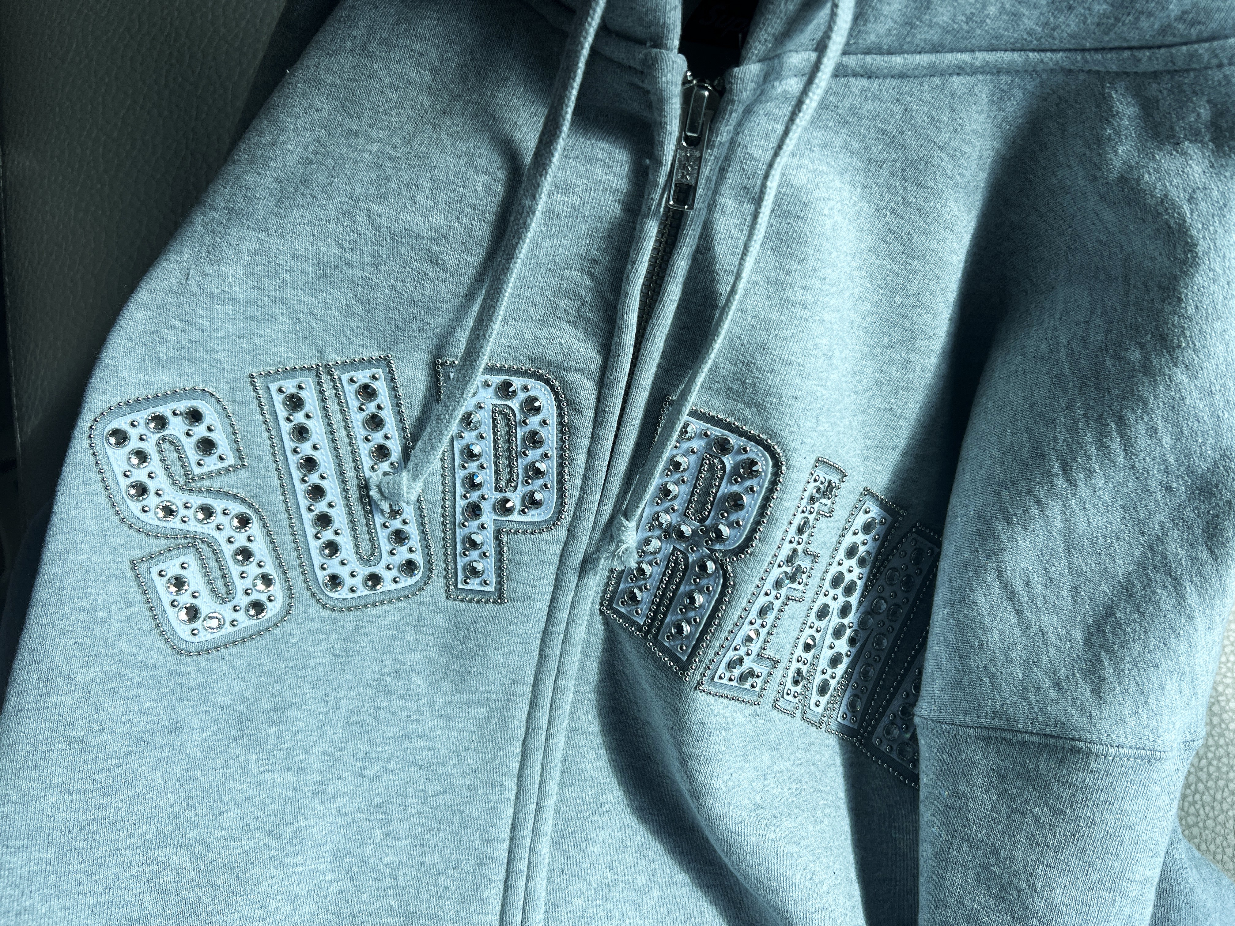 Supreme x B.B. Simon Zip Up Hooded Sweatshirt Heather Grey - 25SS 착용 스타일