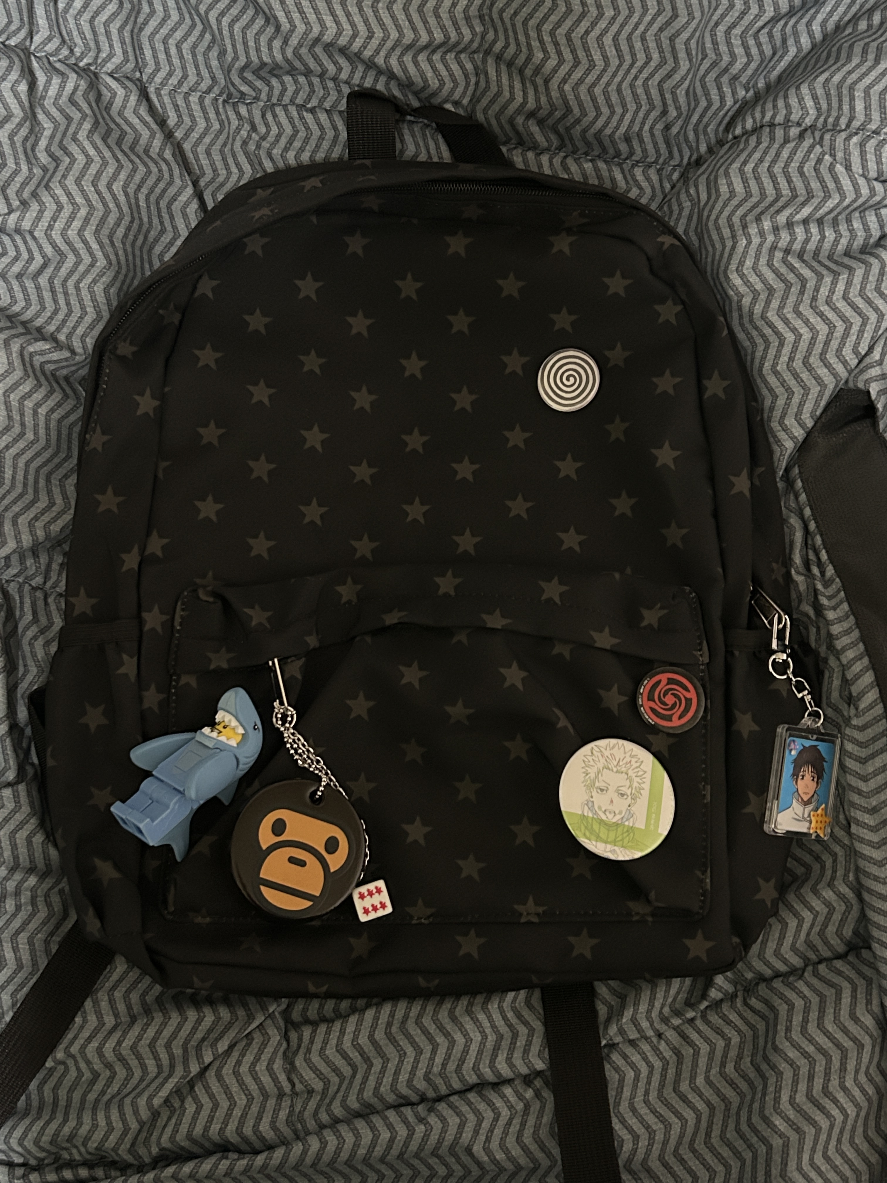 BAPE Baby Milo Keychain Brown μ°©μ© μ€νμΌ - 2