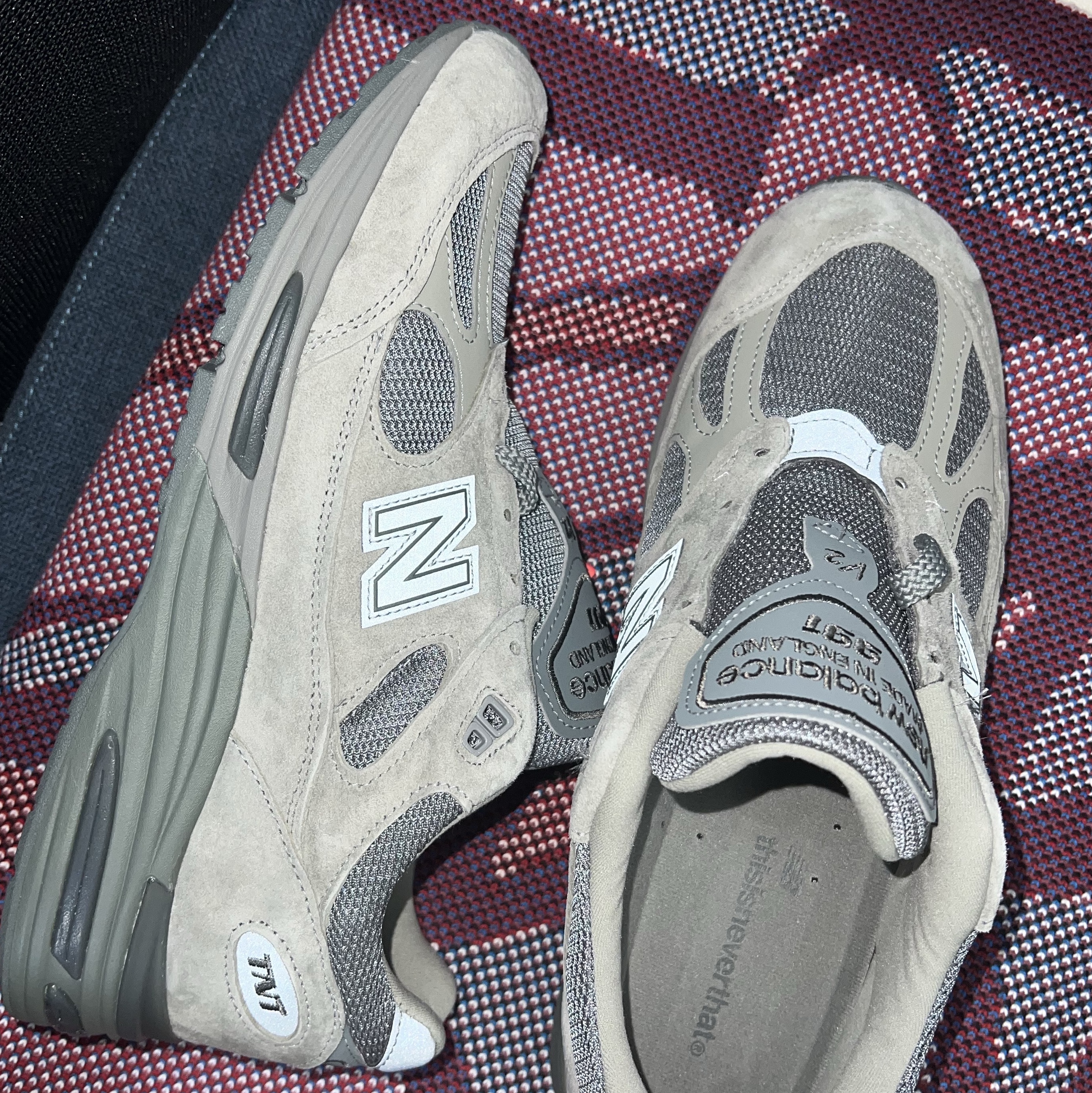 New Balance x Thisisneverthat 991v2 Made in UK Grey 착용 스타일