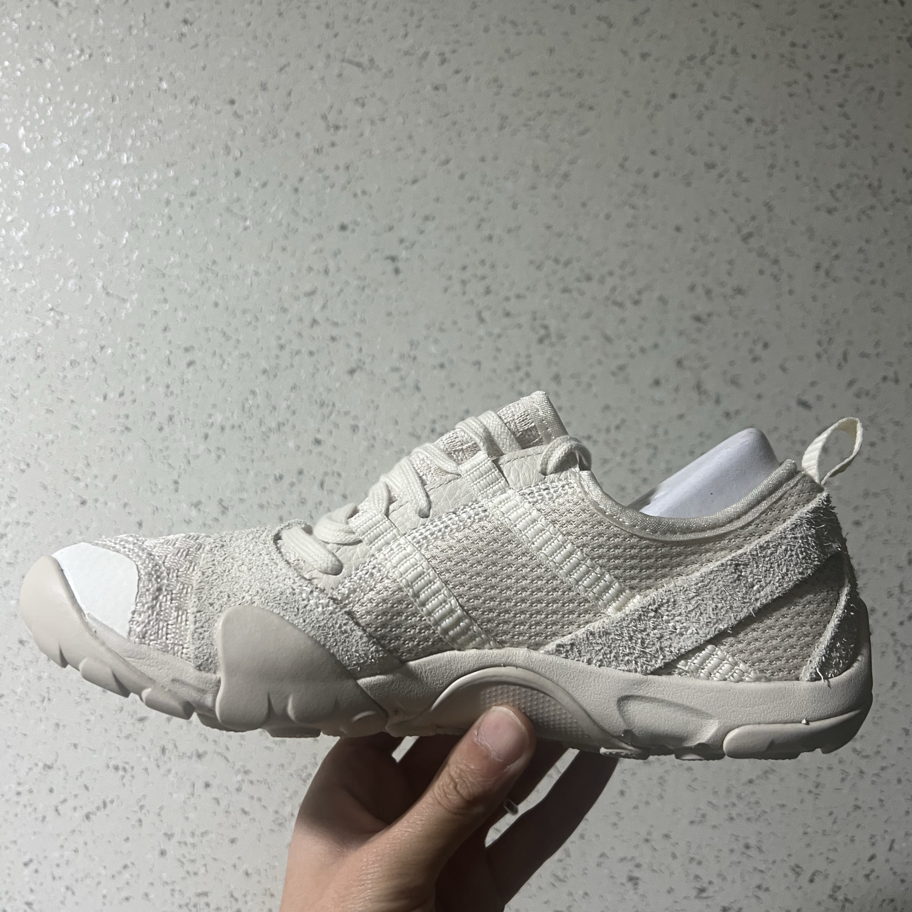 New Balance Minimus MT10O Beige 착용 스타일 - 2
