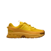 Nike Zoom Vomero Roam Lightning Saturn Gold