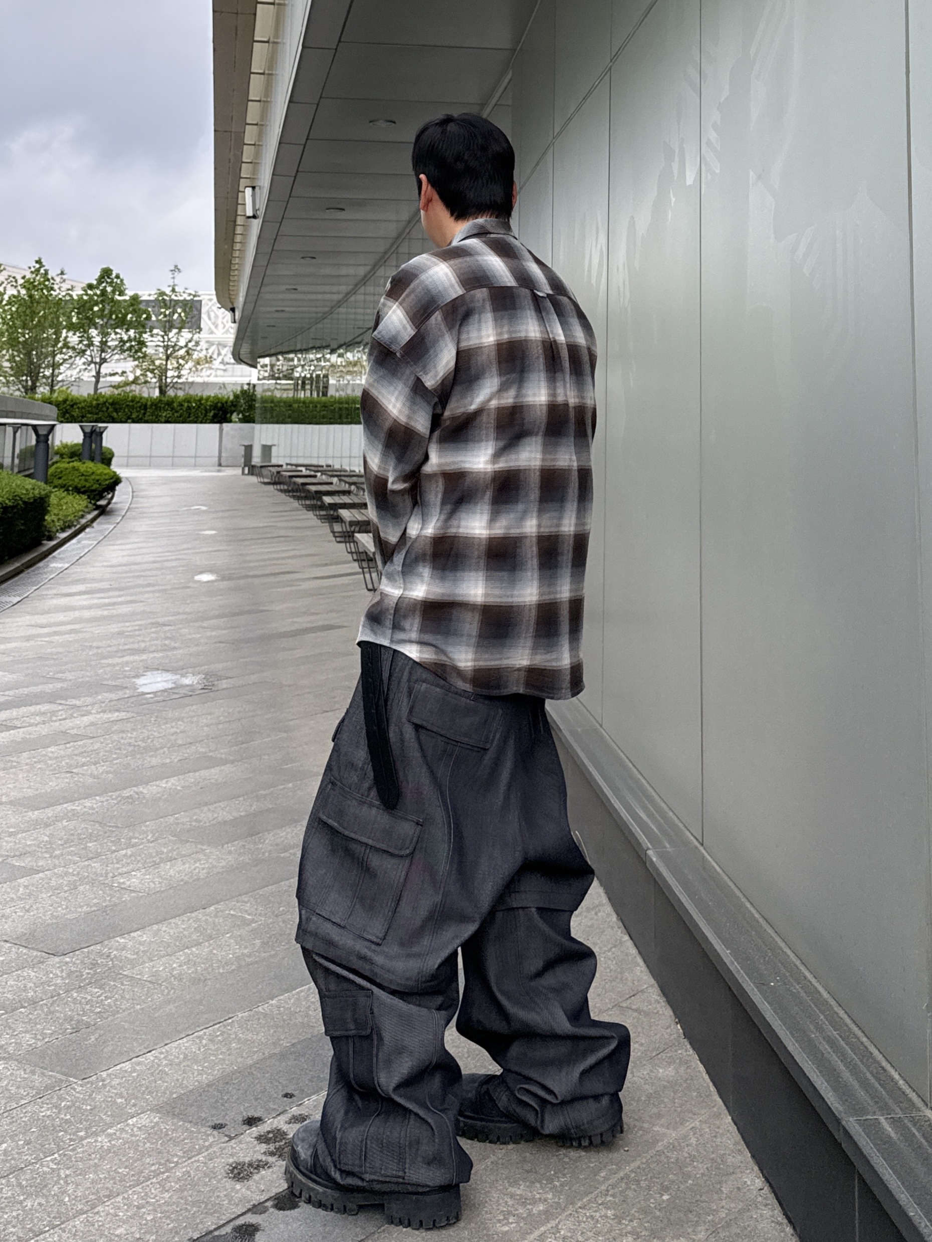Undermycar Transformed Multi Cargo Engineered Indigo Denim Indigo - 25SS 착용 스타일 - 2