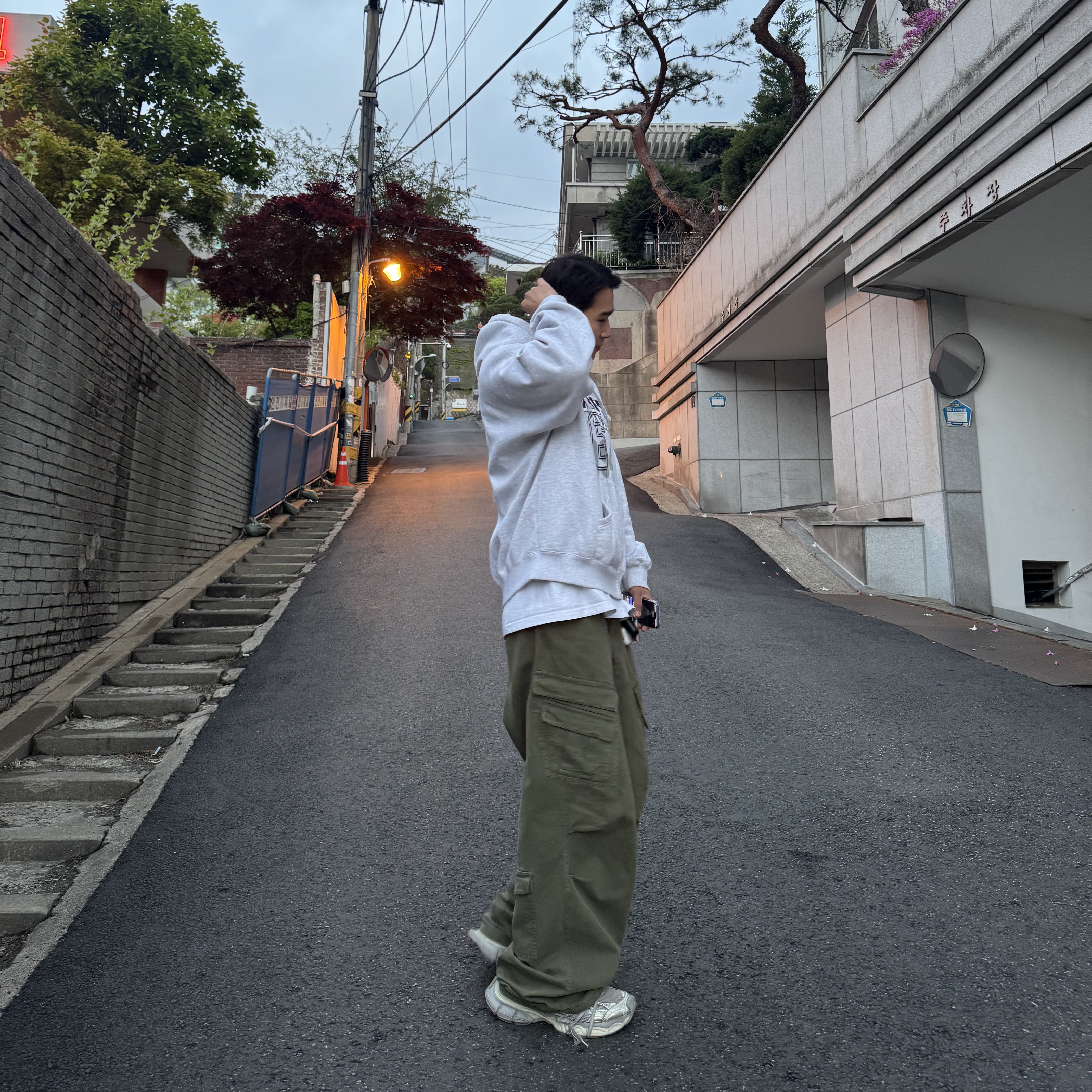 Supreme x MM6 Maison Margiela Zip Up Hooded Sweatshirt Ash Grey - 24SS, Apple AirPods 4th Gen with Active Noise Cancellation (Korean Ver.) 착용 스타일