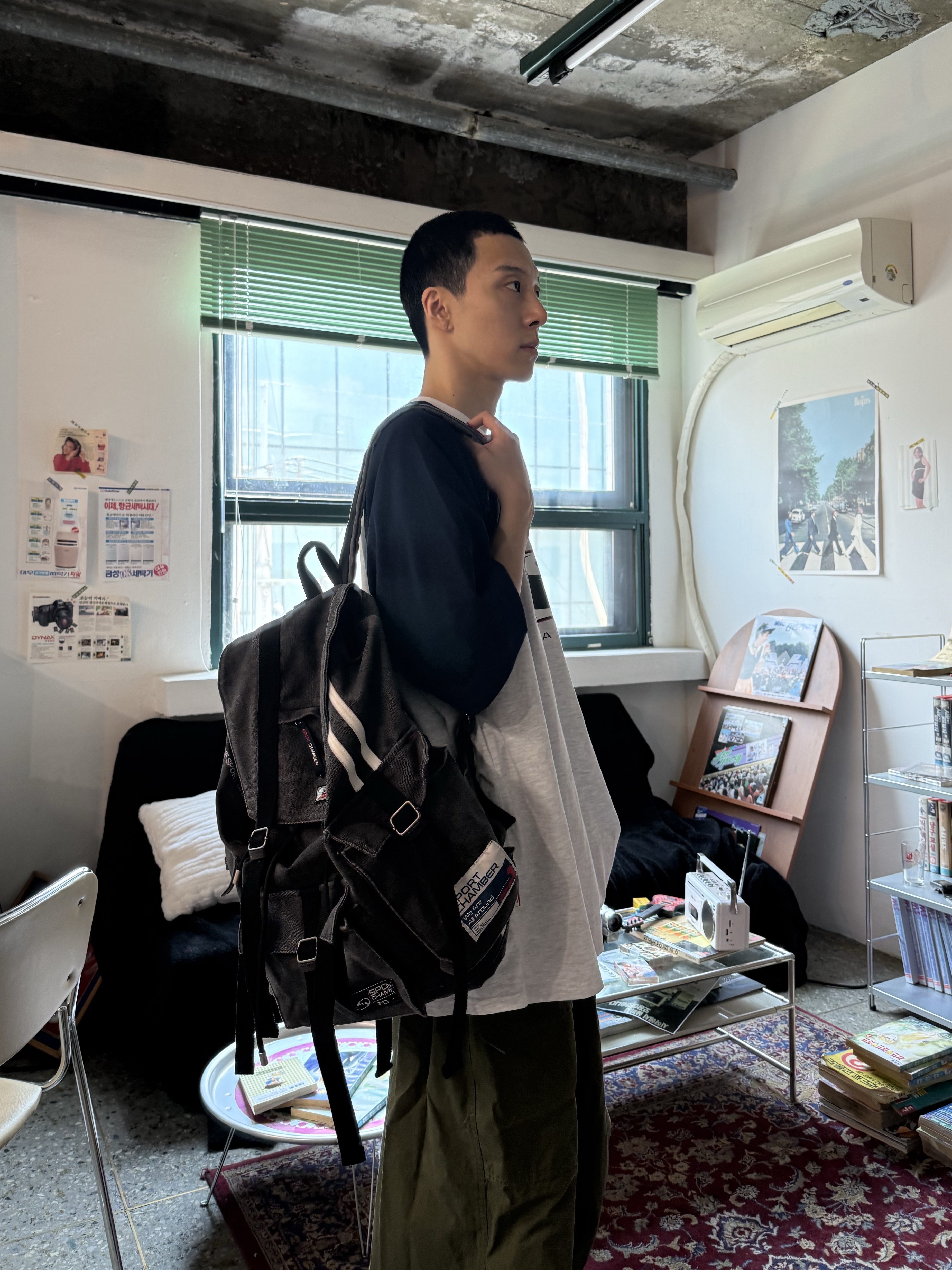 SPORT CHAMBER SC Big Flash Raglan T-Shirt Navy, SPORT CHAMBER SC Sporty Rucksack Charcol 착용 스타일 - 2