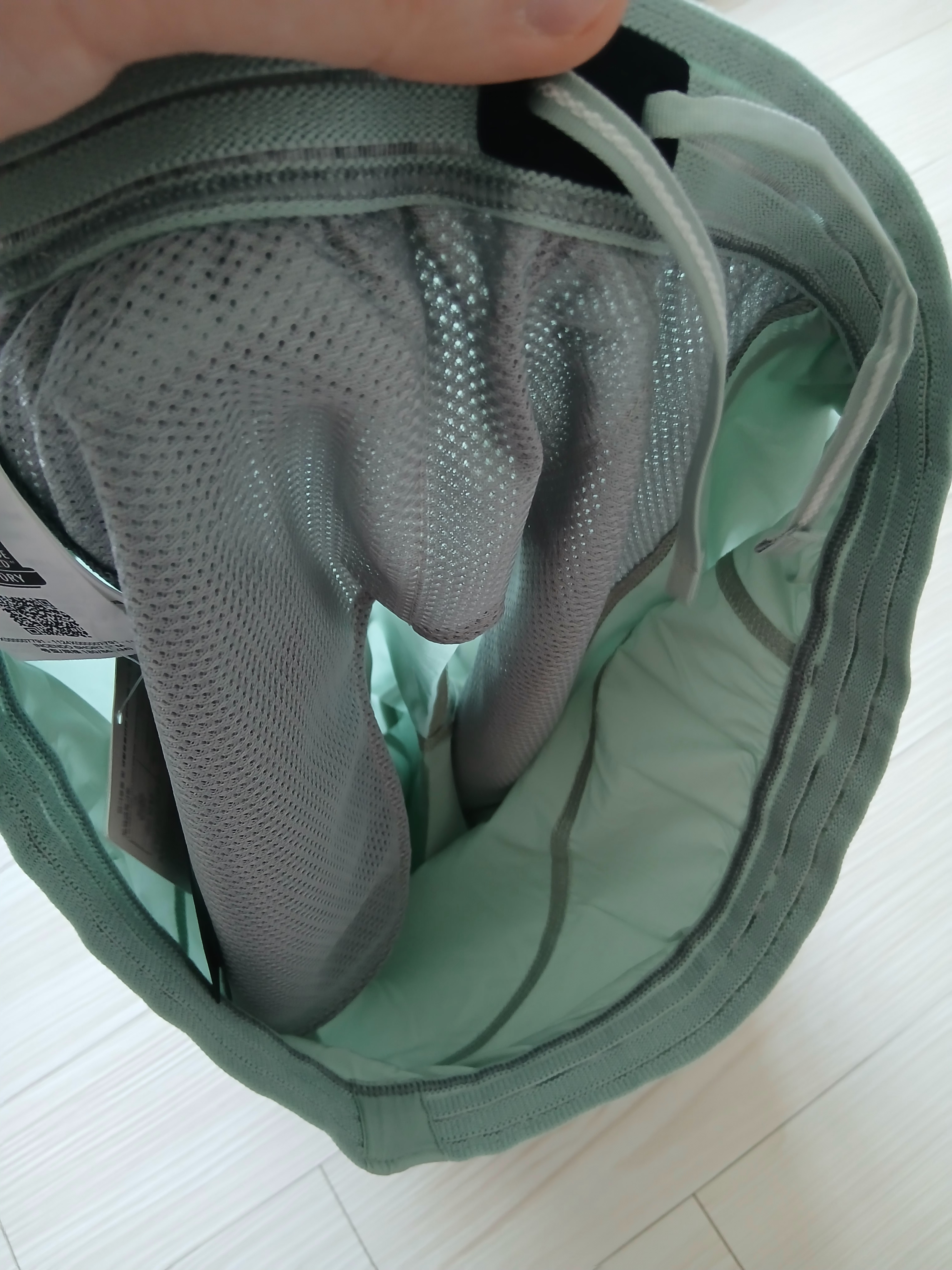 Arc'teryx Incendo Shorts 9 Inch Stone Green 착용 스타일 - 5
