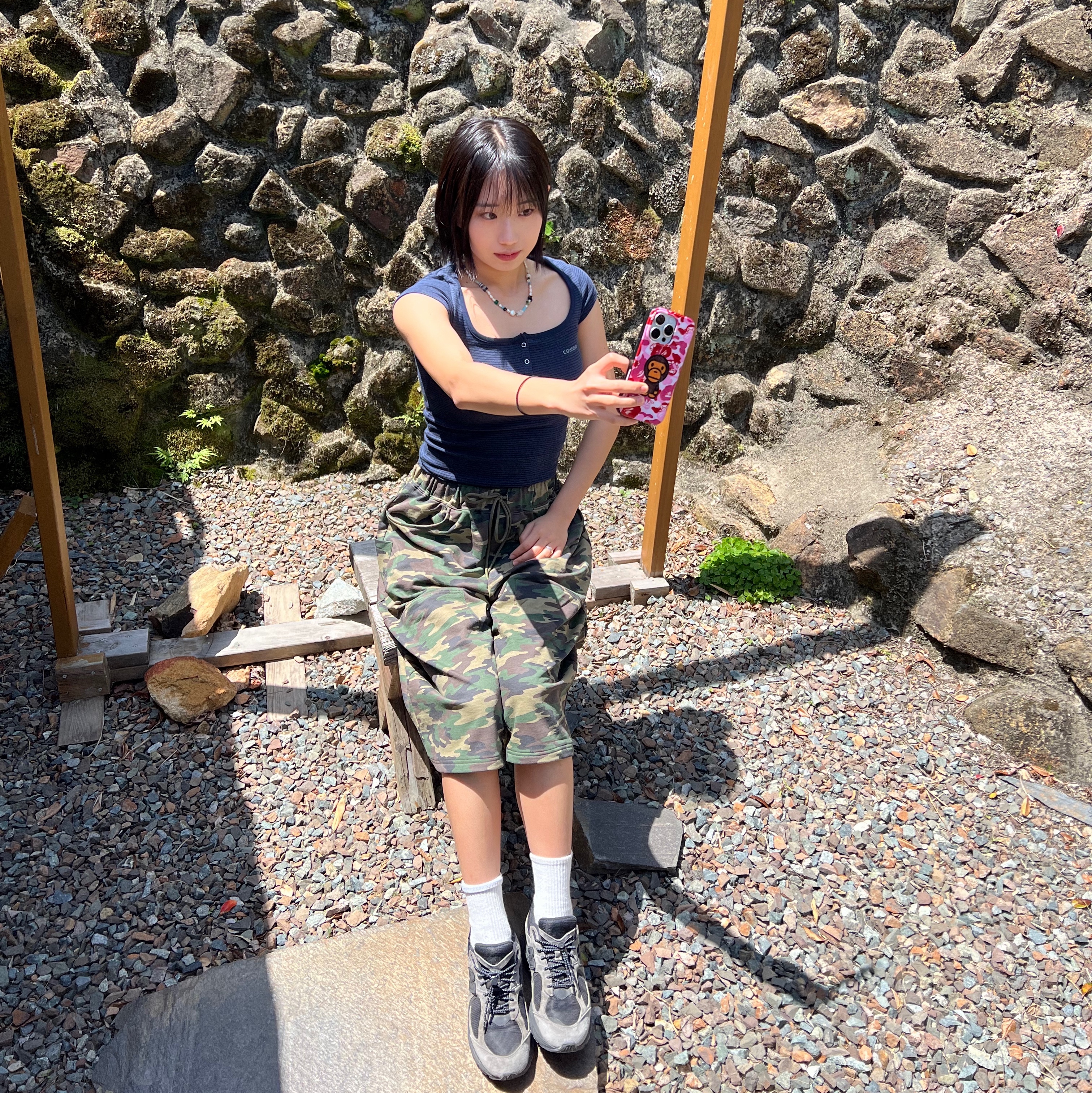 BAPE ABC Milo Camo iPhone 16 Pro Case Pink, COYSEIO Prong Snap Mini Logo Tee Navy 착용 스타일
