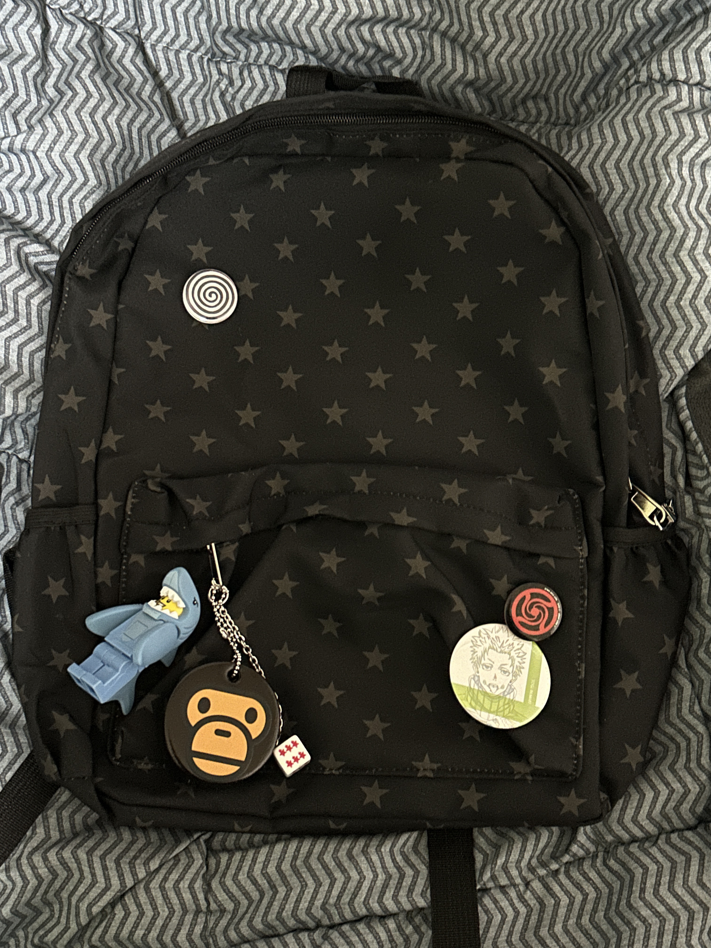 BAPE Baby Milo Keychain Brown μ°©μ© μ€νμΌ - 1