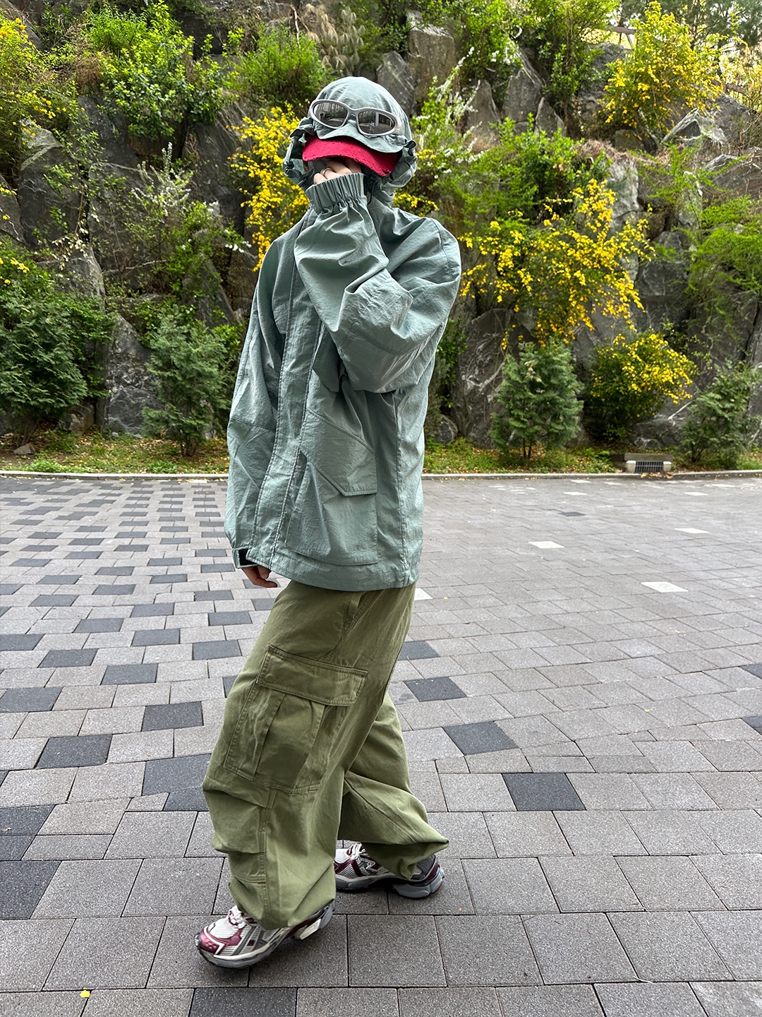 Birkenstock Boston Suede Leather Taupe - Regular, STU Leather Collar Work Jacket Beige with Flag Snap Brooch 착용 스타일 - 4