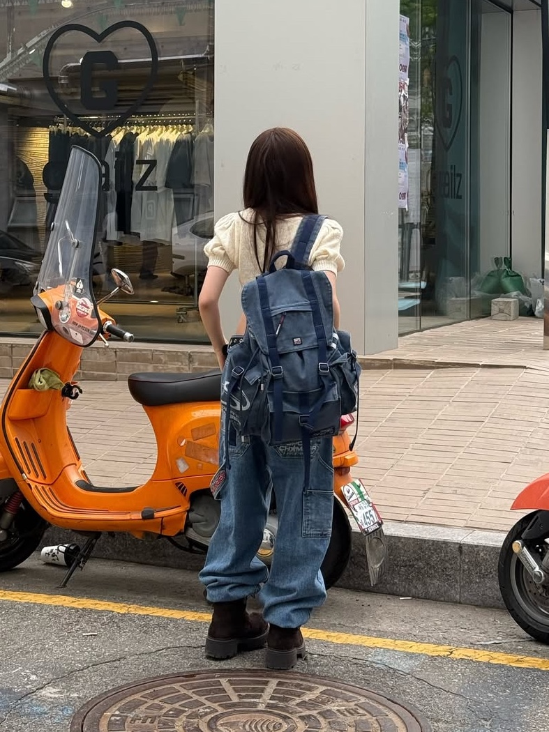 SPORT CHAMBER SC 90's Carpenter Denim Pants Blue, SPORT CHAMBER SC Sporty Rucksack Navy 착용 스타일 - 2