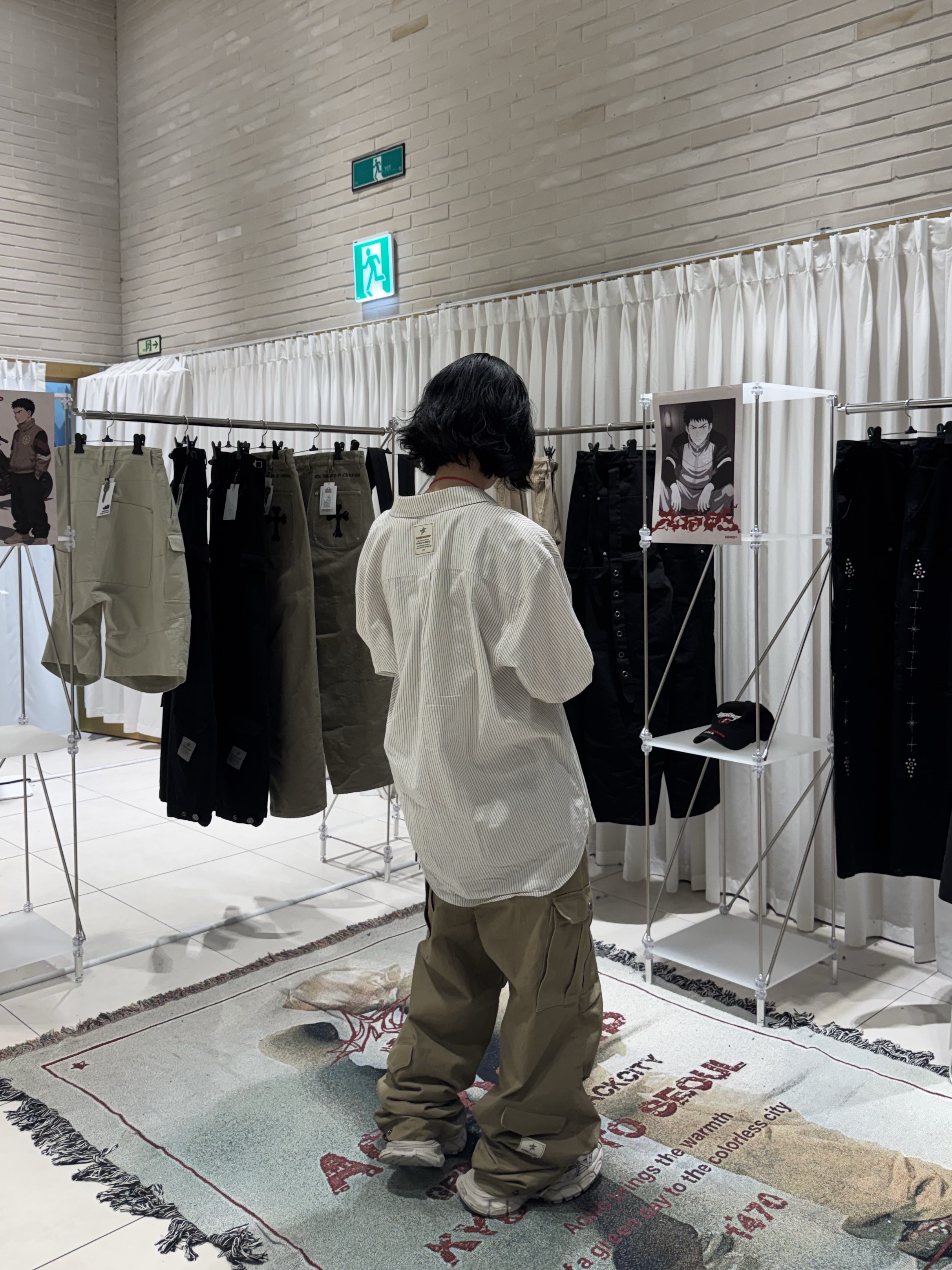 Aoiro Fake Stud Cutted Double Knee Pants Denim Black, Aoiro Hikari Snap M65 Pants Mocha Brown 착용 스타일 - 3