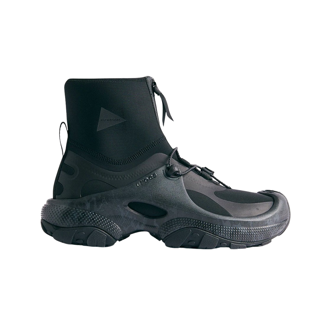 크록스 x 앤드 원더 x 엔드 트레일 브레이크 블랙(Crocs x And Wander x END. Trail Break Black)