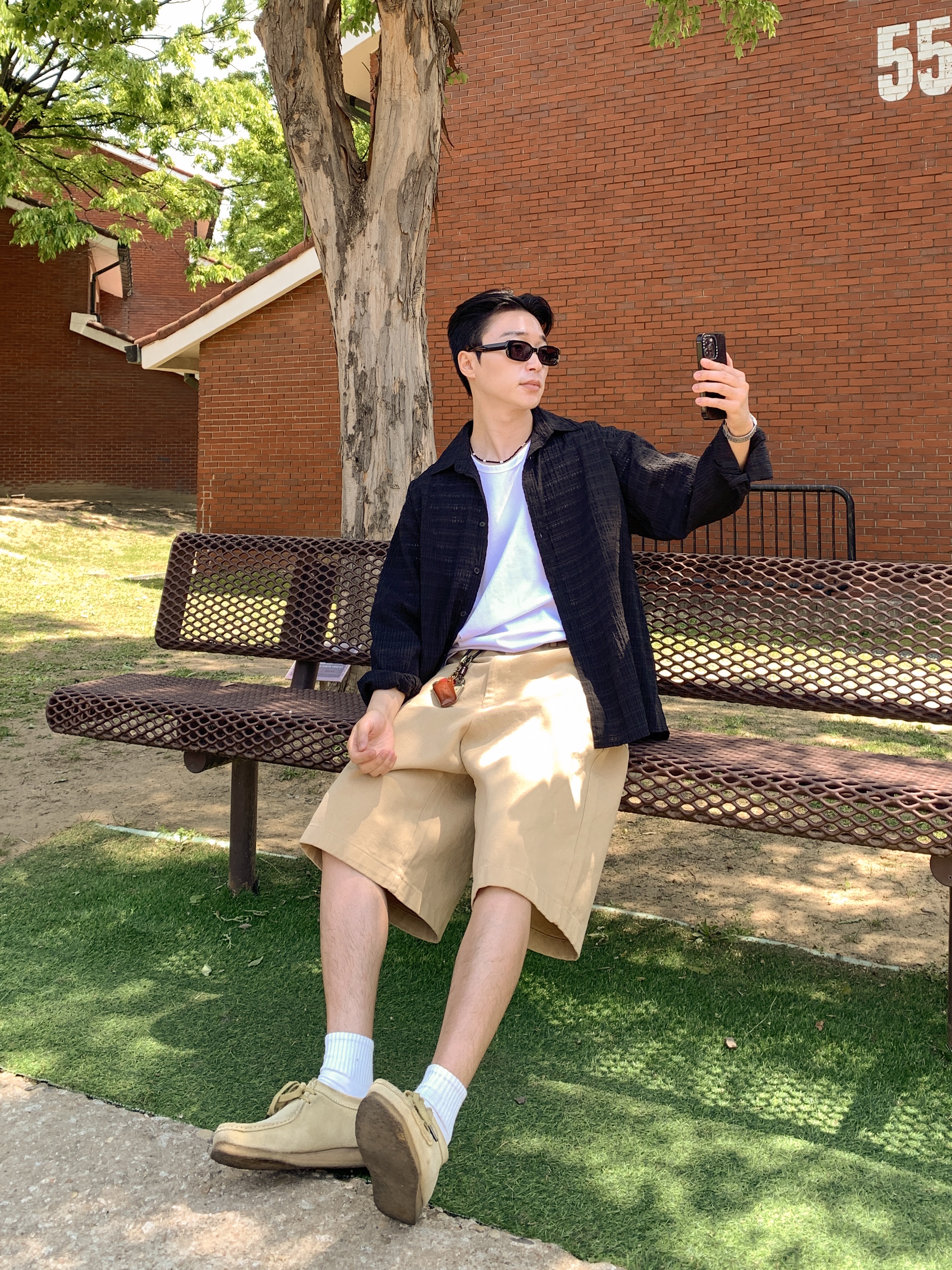 Clarks Wallabee Maple Suede, Casio AQ-230A-2A2MQY 착용 스타일 - 2