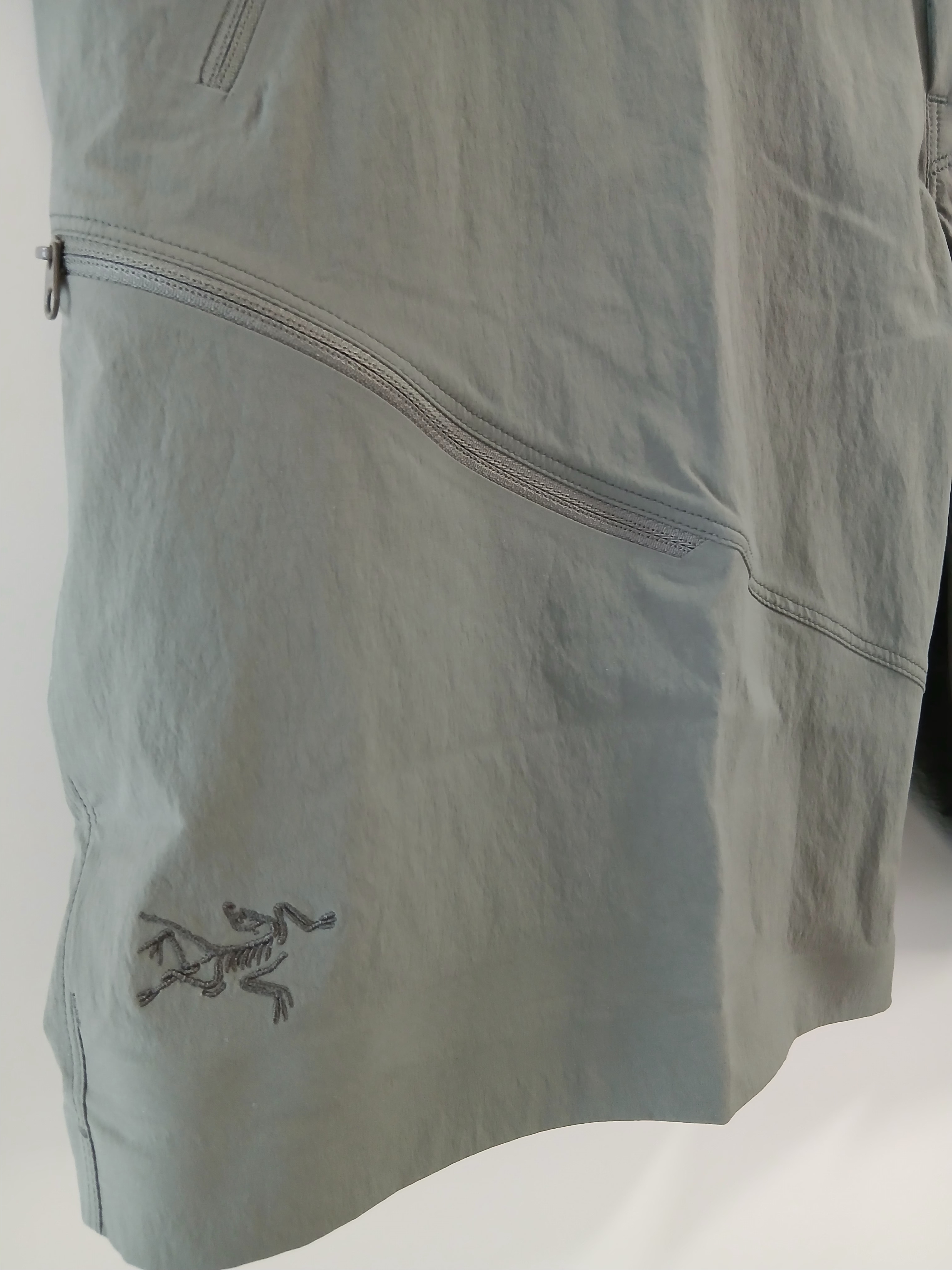 Arc'teryx Gamma Quick Dry Shorts 9 Inch Black 착용 스타일 - 6