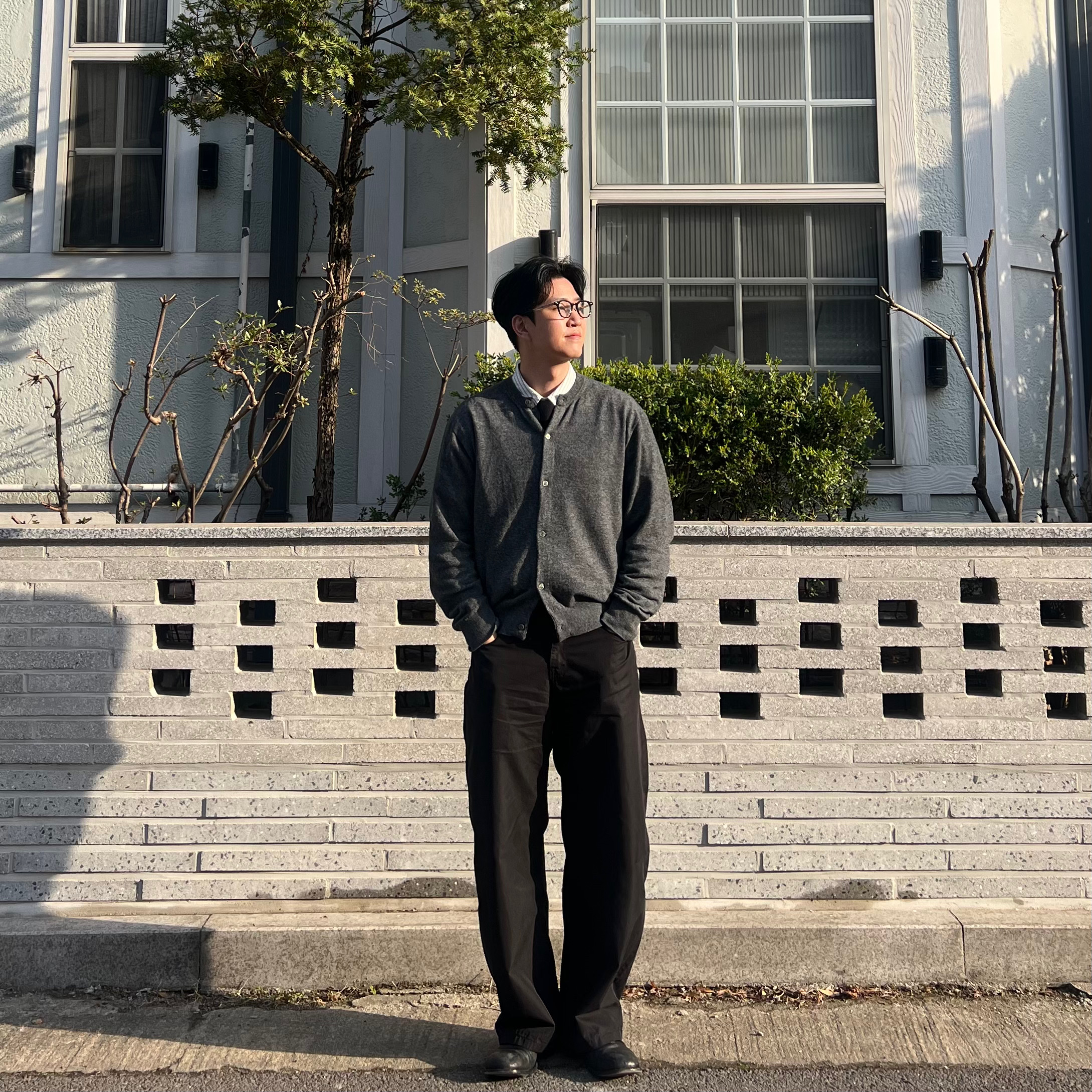 Millo Archive Reflect Curved Pants Black, Kinchi Shower - 808 (a) Black 착용 스타일 - 1