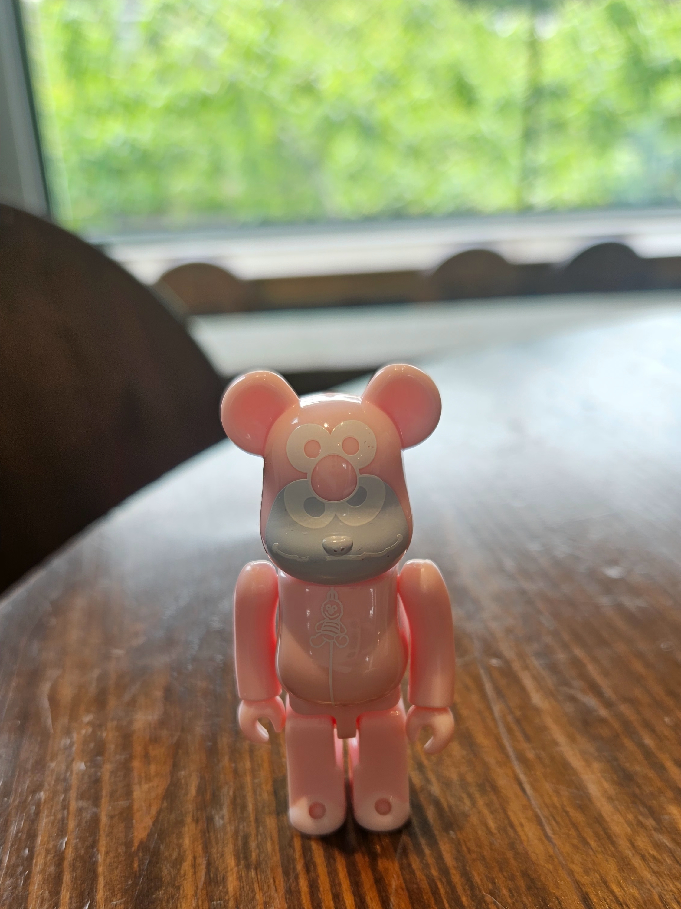 Bearbrick Series 48 Sealed Case 100% (24 Blind Boxes) 착용 스타일 - 2