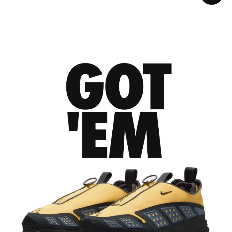 (W) Nike Air Max SNDR Off Noir and Diffused Blue 착용 스타일