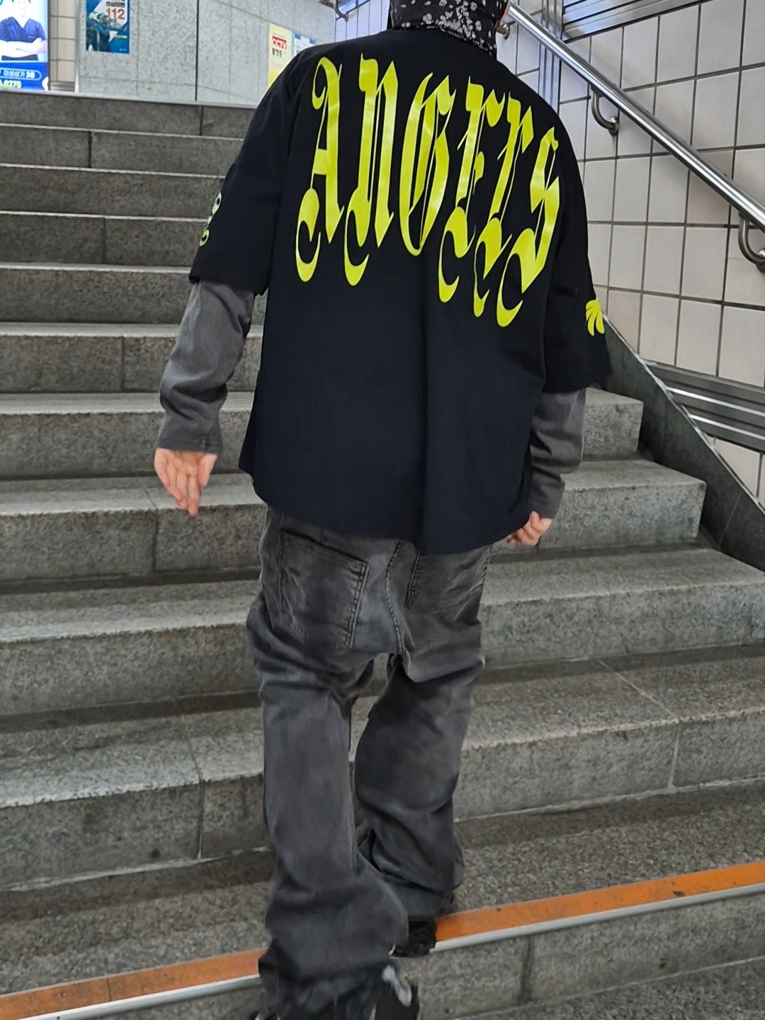 Civision by CSC Distressed Plain Cap, VENDORS Full DU$K Flared Pants Gray 착용 스타일 - 4