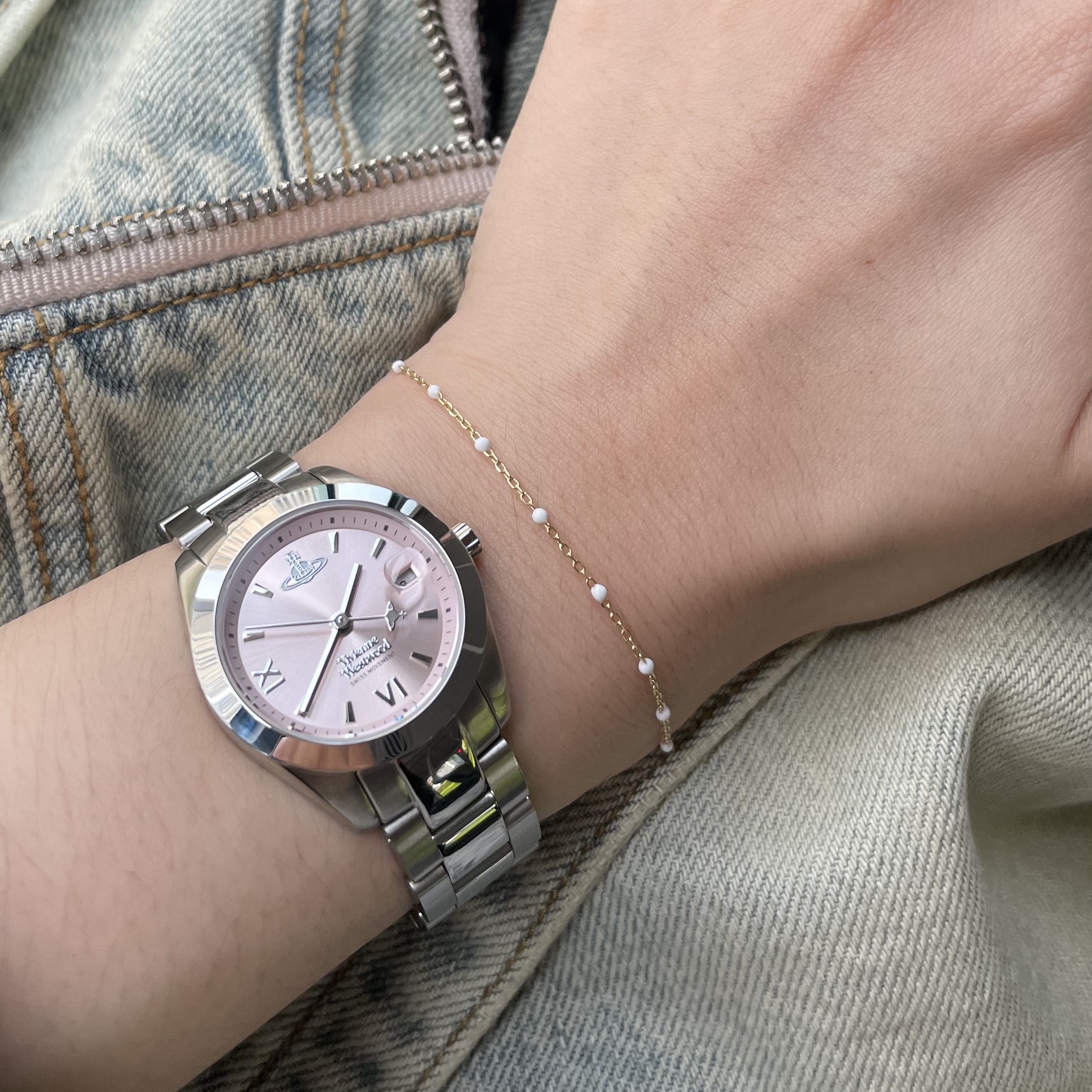 Vivienne Westwood Fenchurch Silver Pink 착용 스타일
