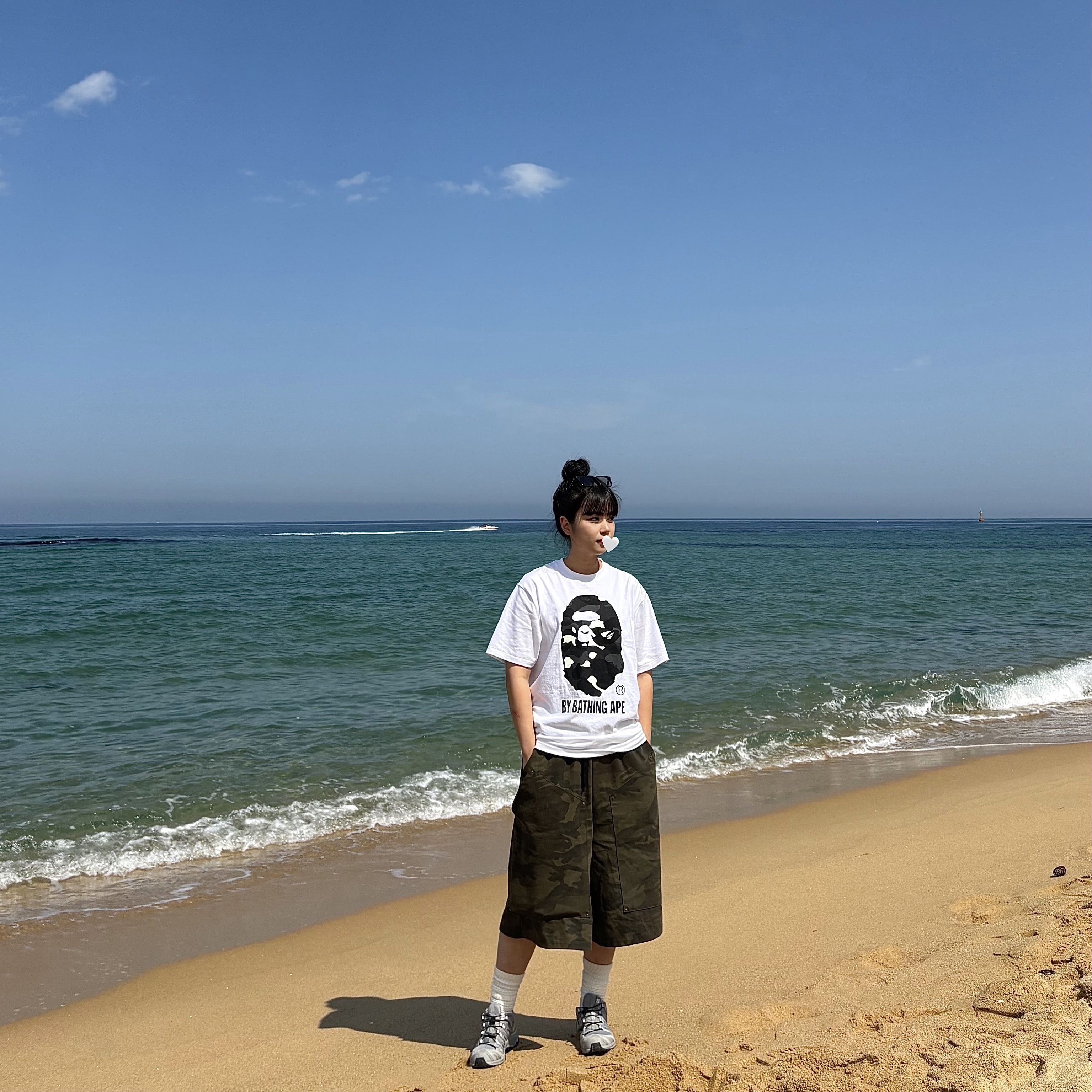 BAPE City Camo By Bathing Ape T-Shirt White Black, Salomon XA Pro 3D Alloy Silver 착용 스타일 - 3