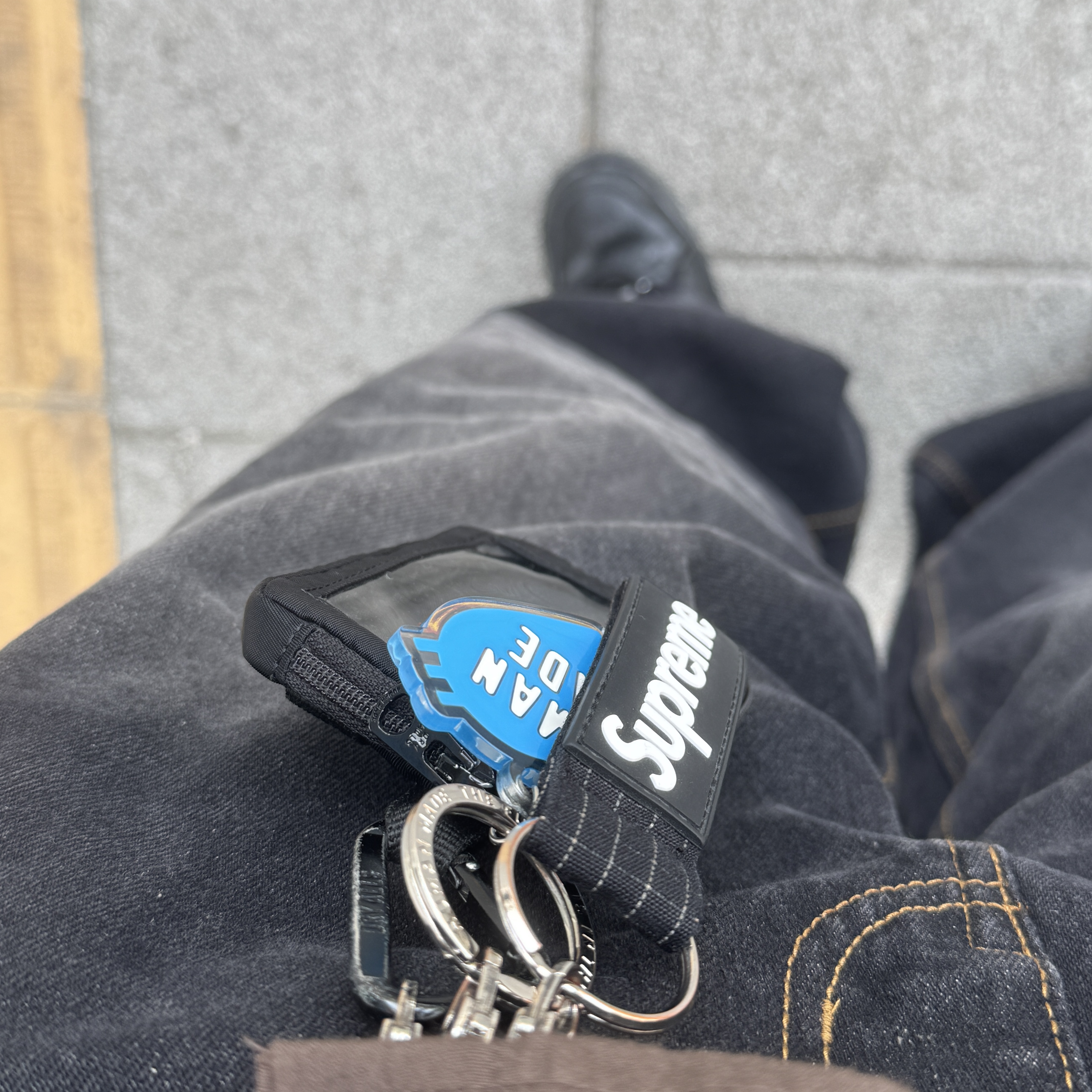 Supreme Ripstop Keychain Black - 24SS, Human Made Acrylic Heart Keyring Blue 착용 스타일