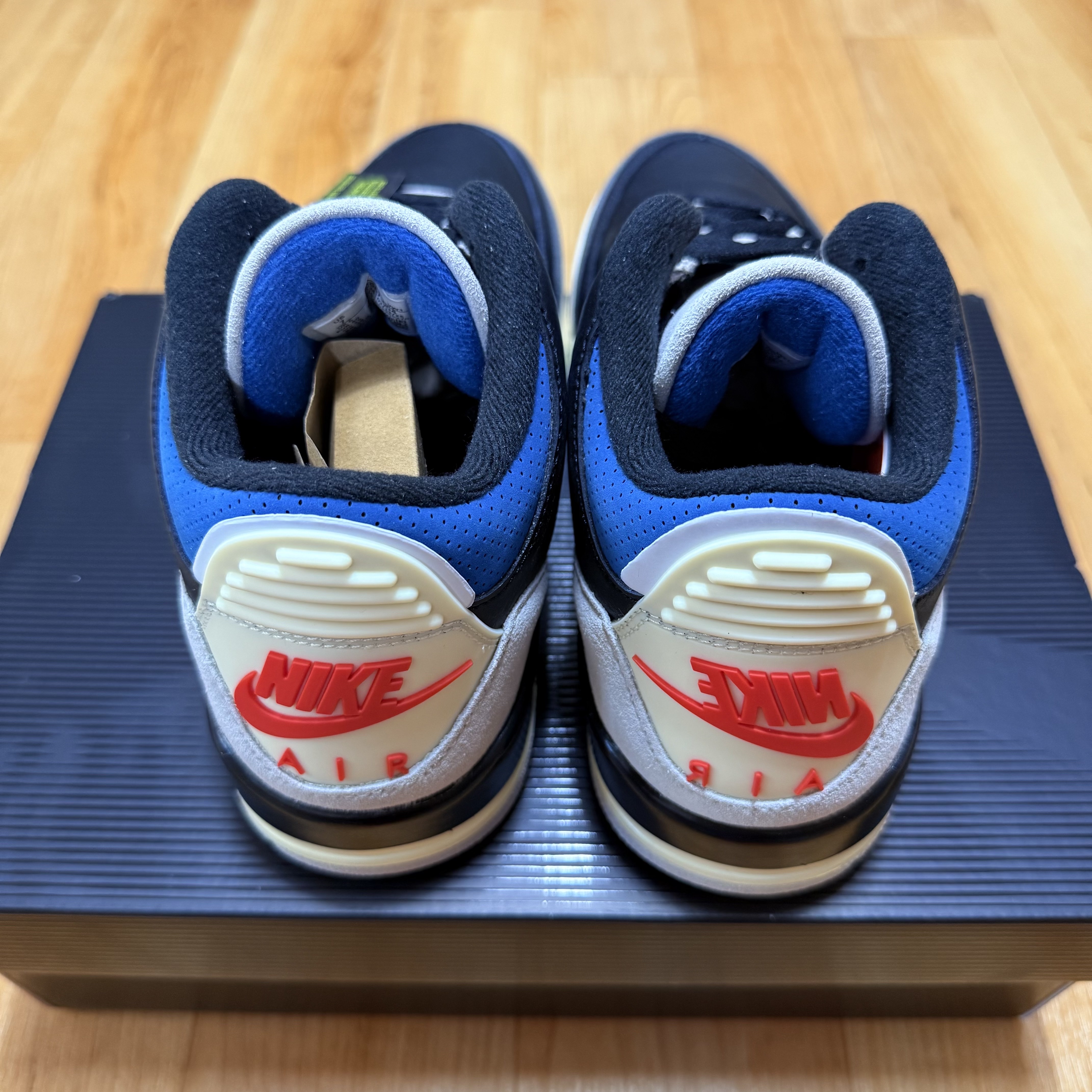 Jordan 3 Retro OG Rare Air 착용 스타일 - 3