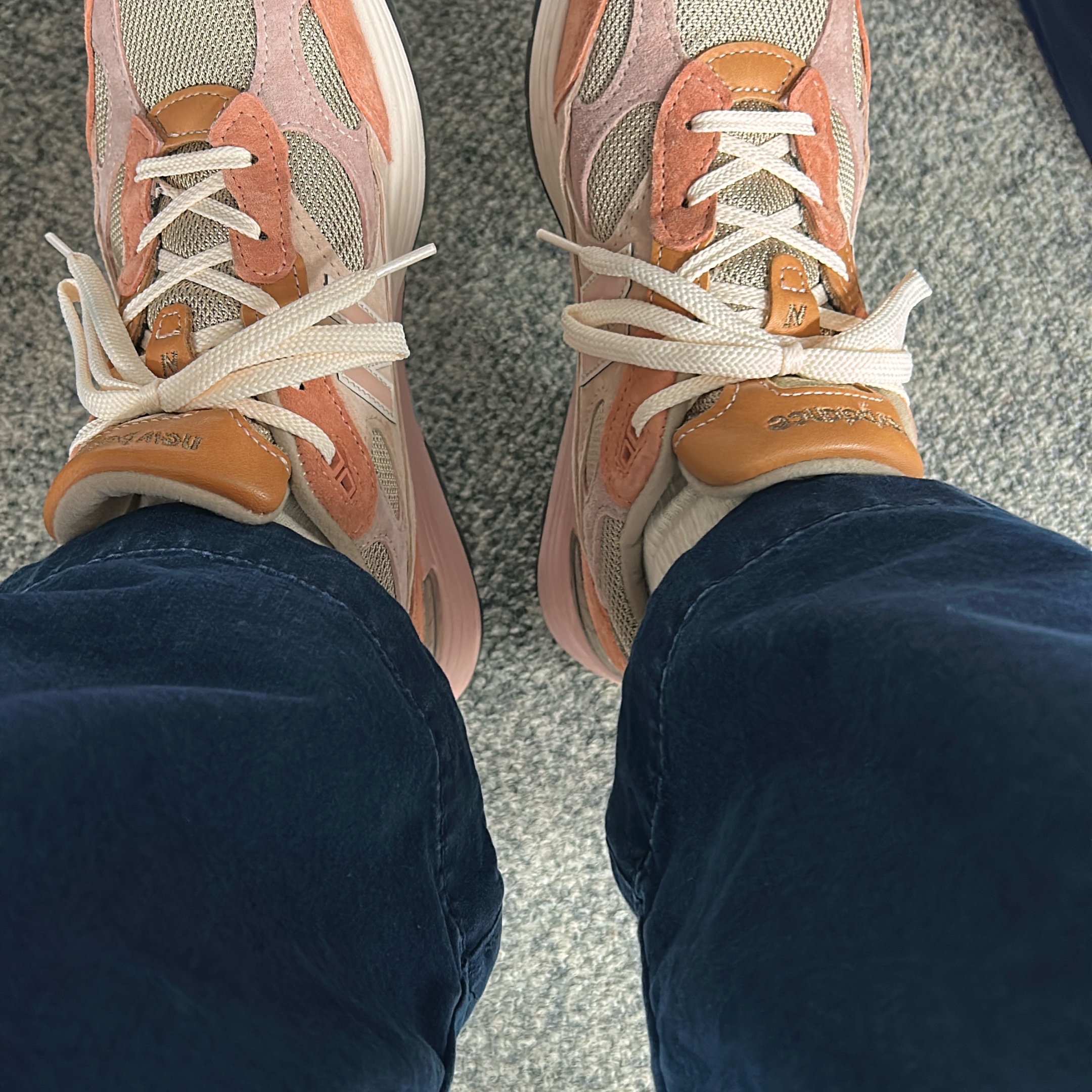 New Balance x Joe Freshgoods 992 Made in USA Aged Well 착용 스타일 - 3