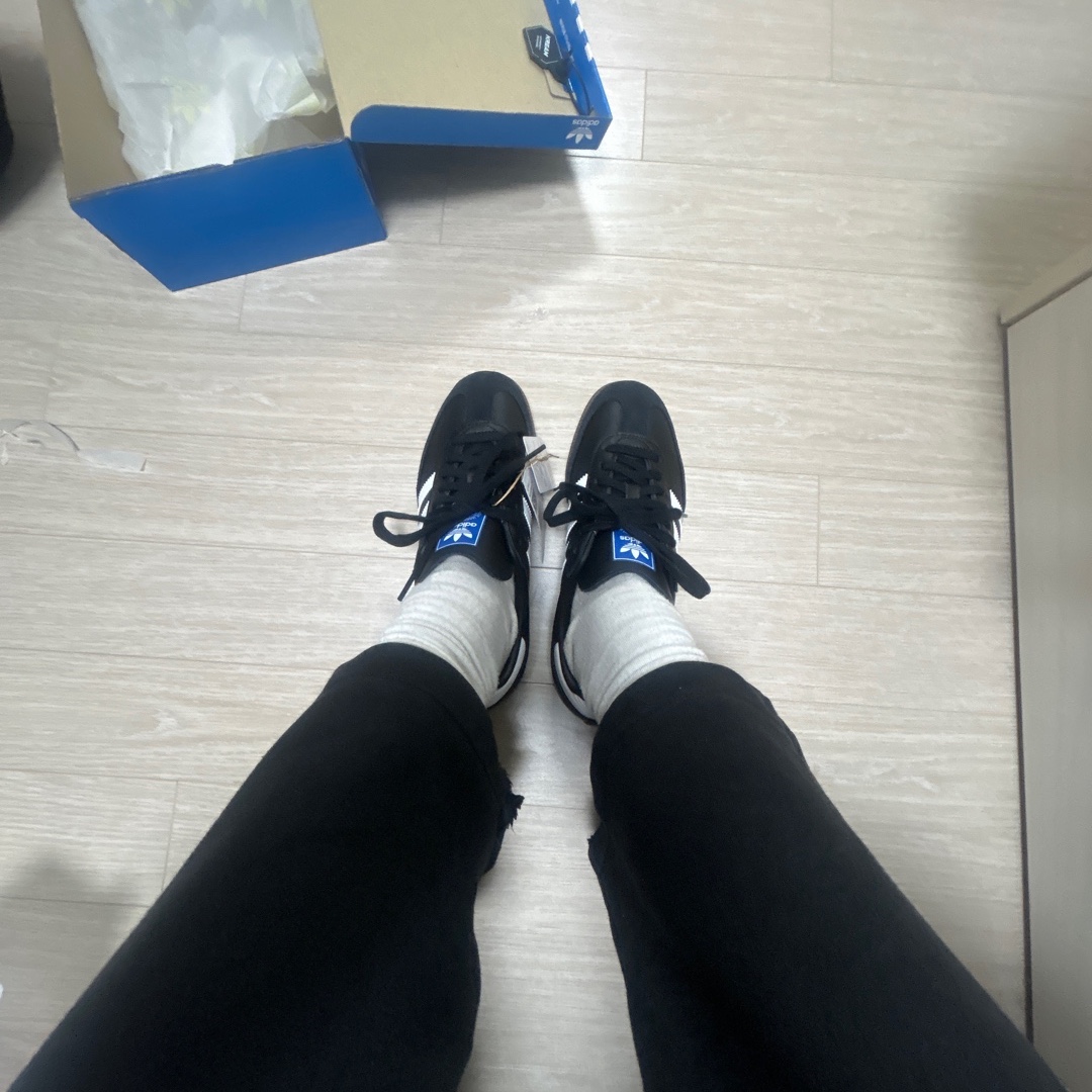 Adidas Samba OG Black White Gum 착용 스타일