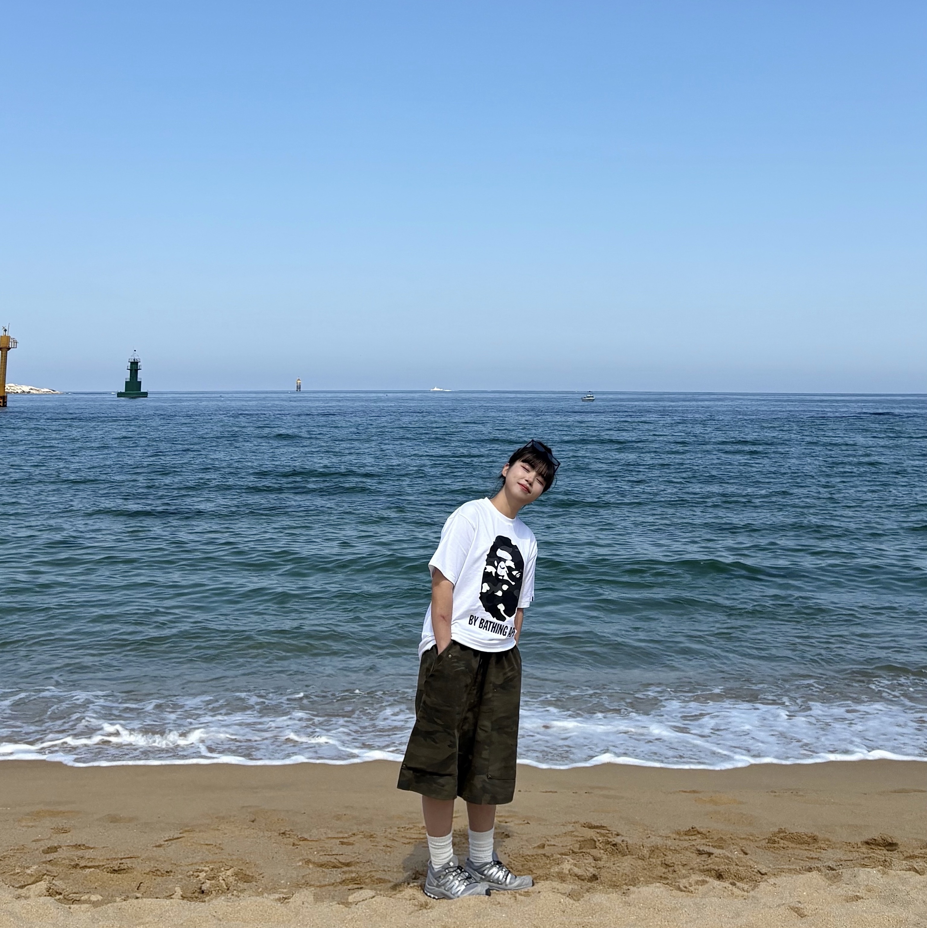 BAPE City Camo By Bathing Ape T-Shirt White Black, Salomon XA Pro 3D Alloy Silver 착용 스타일 - 2