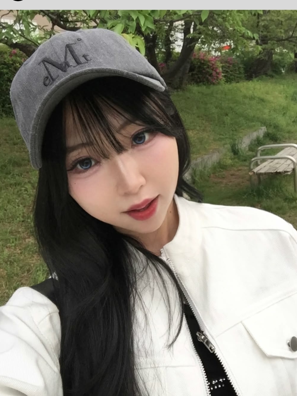 MUCENT Signature Ballcap Dyeing Gray Denim 착용 스타일 - 3