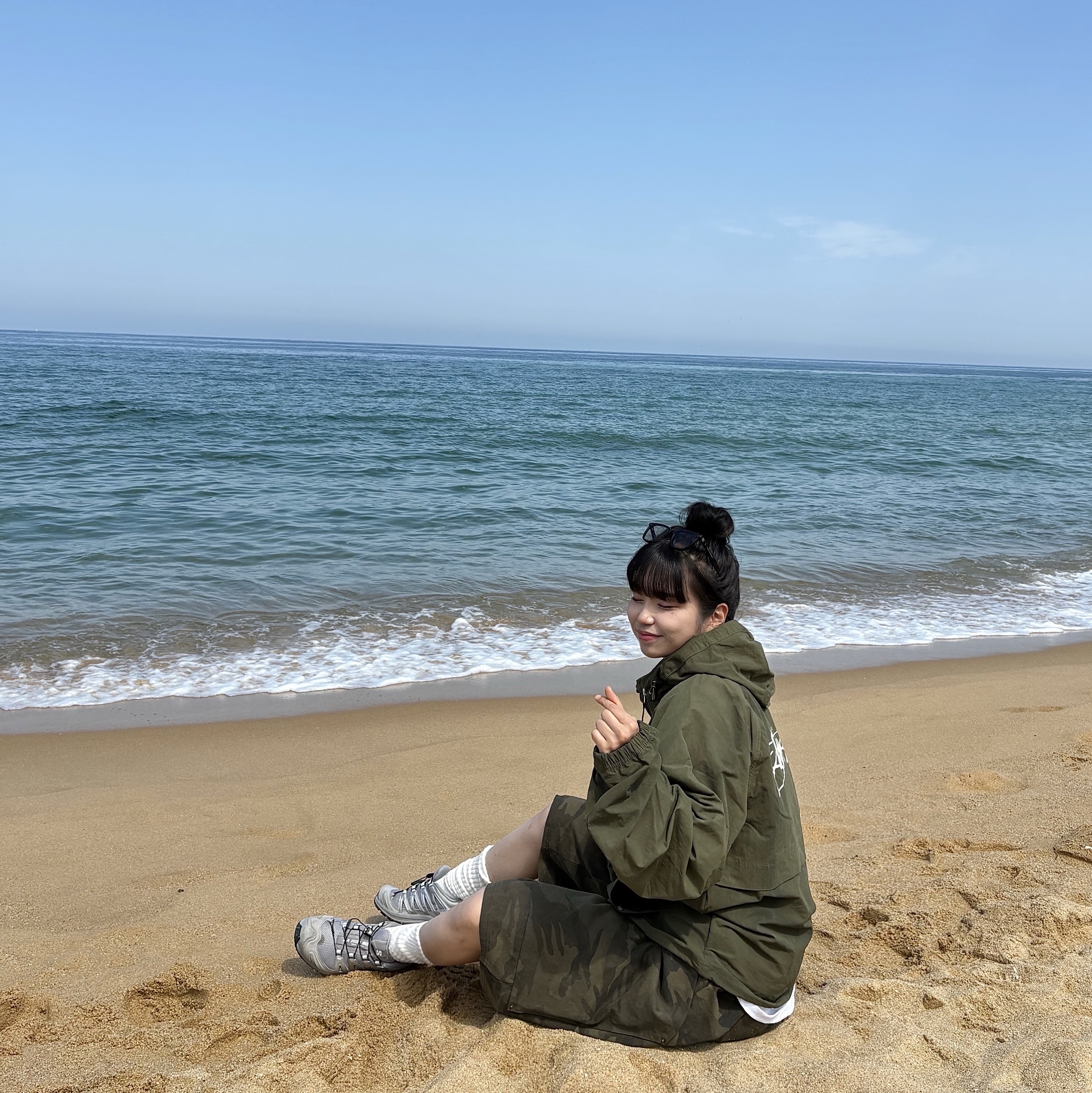 Stussy Wave Dye Beach Shell Jacket Black, Salomon XA Pro 3D Alloy Silver 착용 스타일 - 2