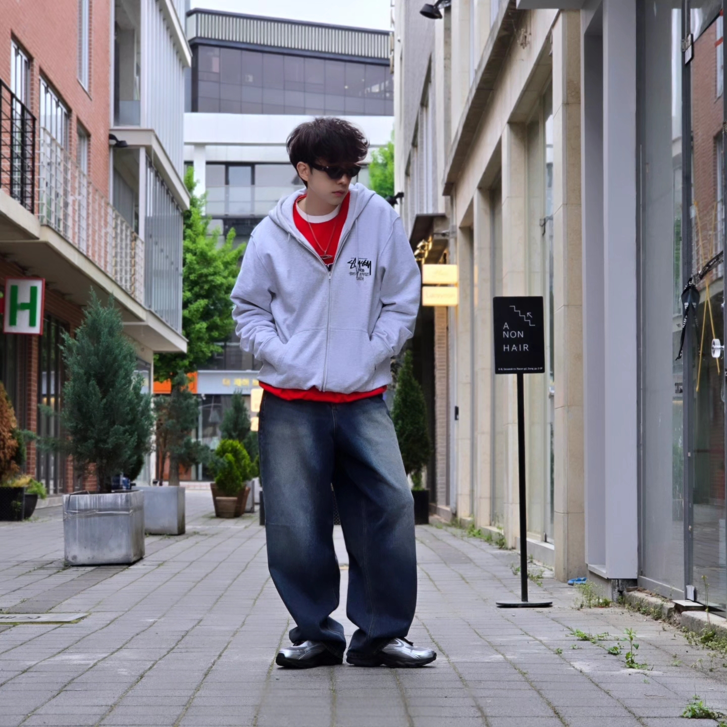Stussy Stock DSM Ginza Zip Hoodie Ash Heather 2023, [6% 적립] FILA Pantera 99/25 Silver 착용 스타일 - 3