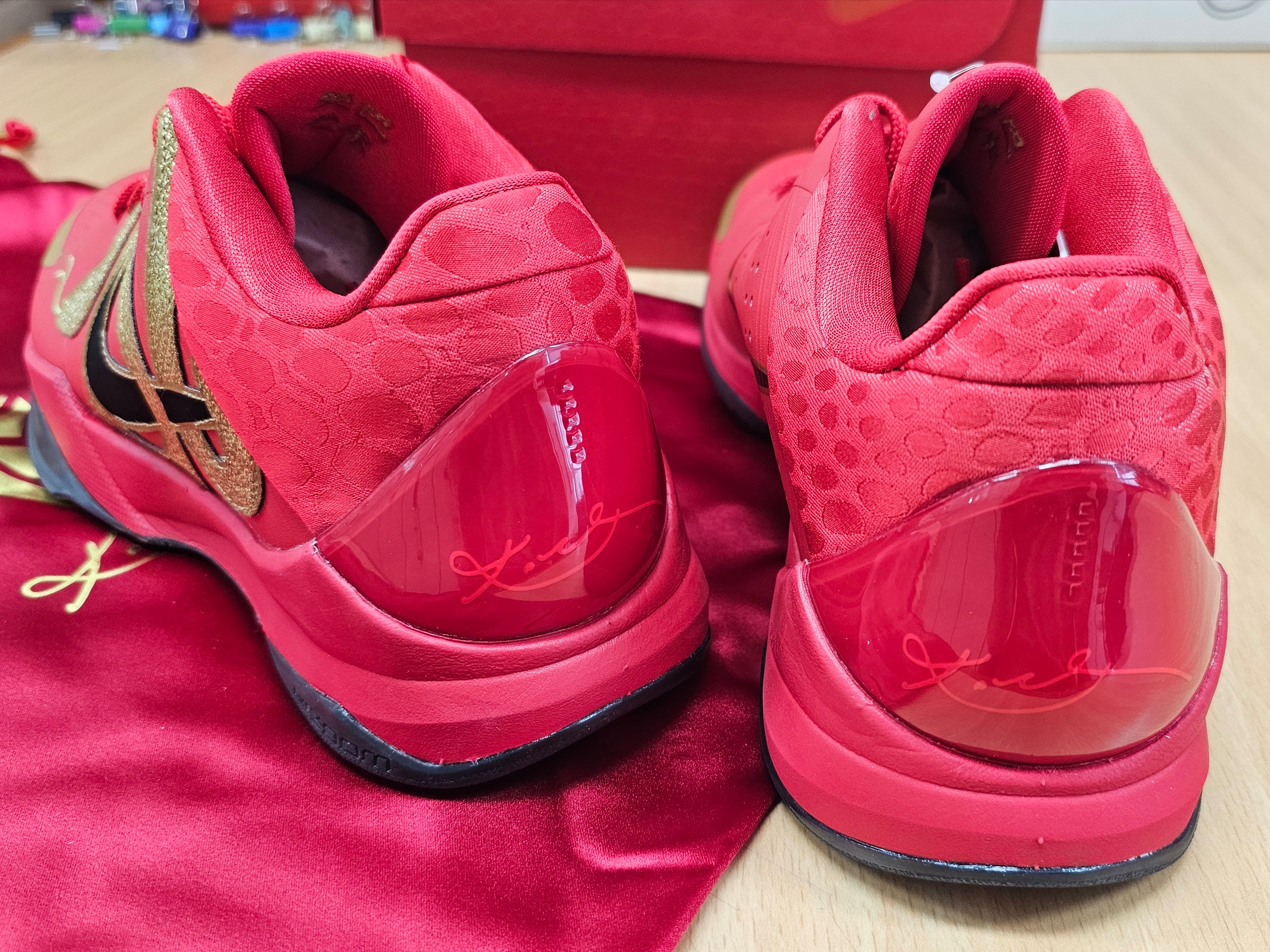 Nike Kobe 5 Protro Year of the Mamba University Red 착용 스타일 - 3