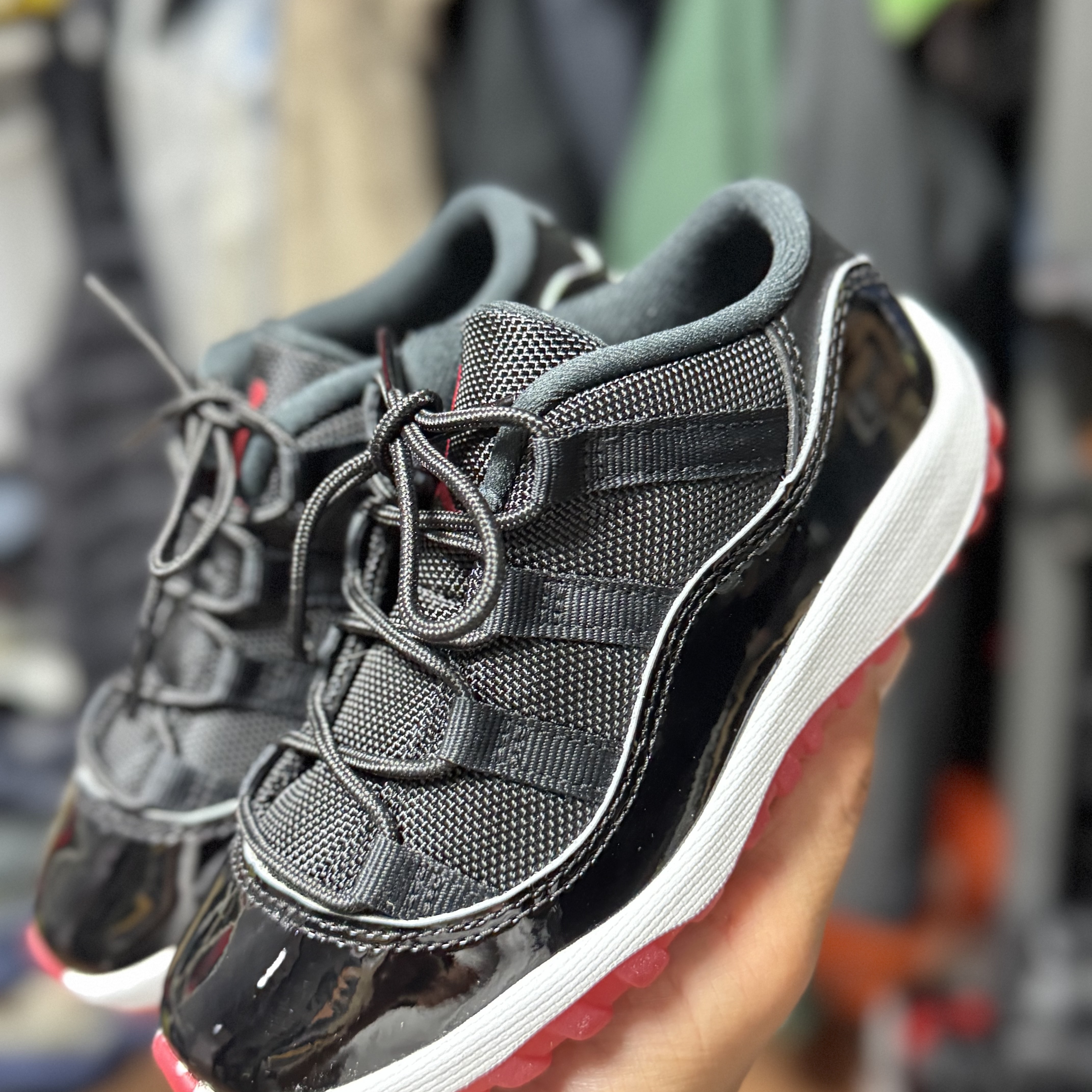 (TD) Jordan 11 Retro Low Bred 2025 착용 스타일 - 1