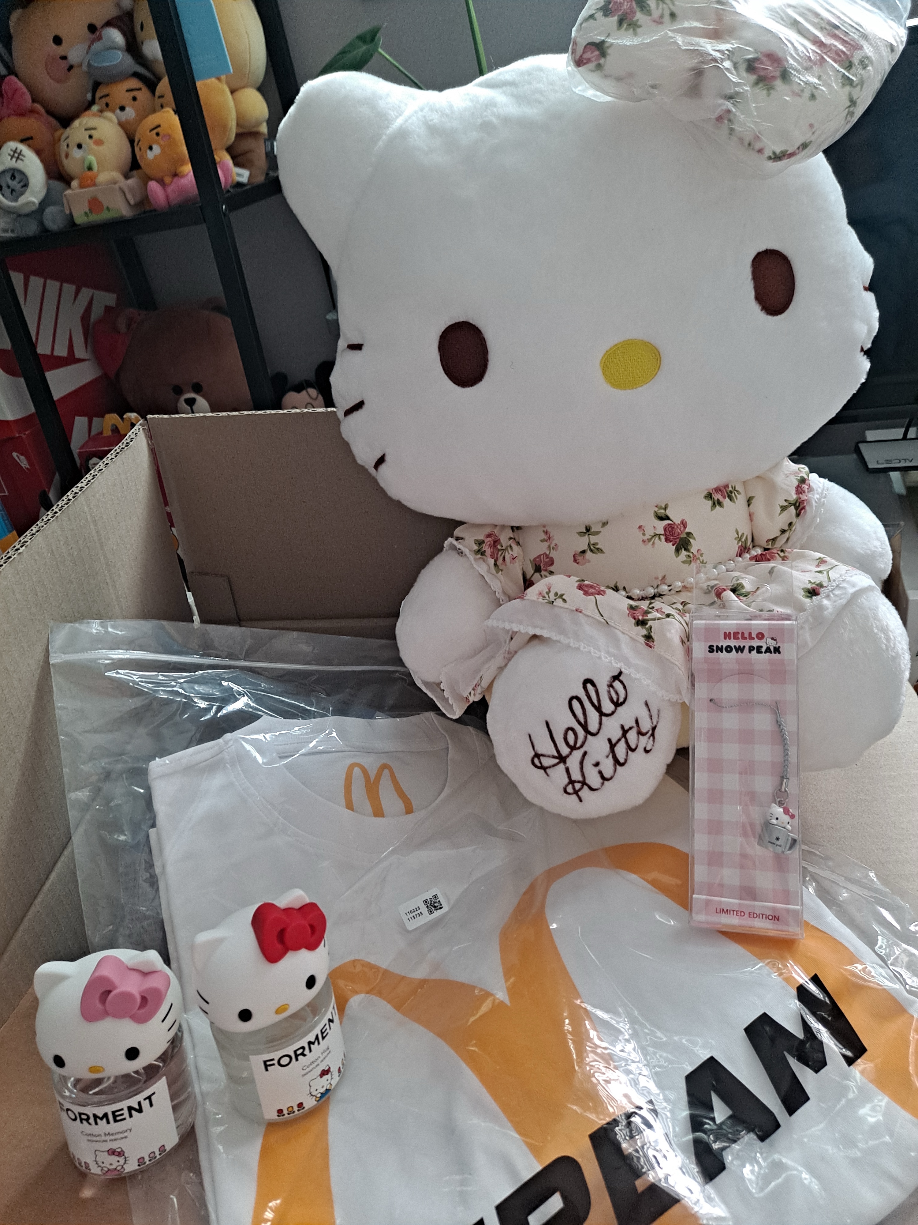 Palace x McDonald's Logo T-Shirt White - 23FW 착용 스타일