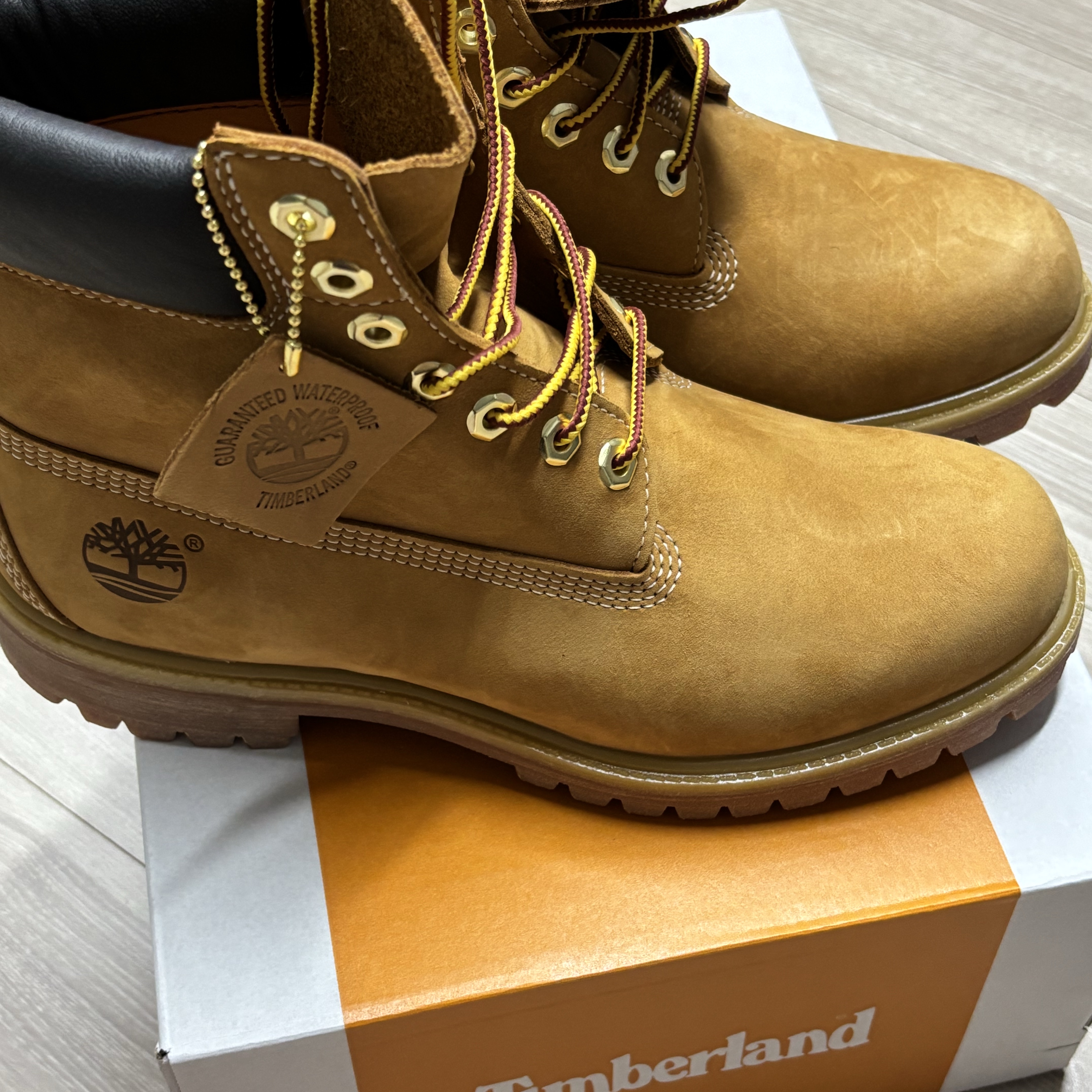 Timberland Premium 6 inch Waterproof Boot Wheat Nubuck - Wide 착용 스타일
