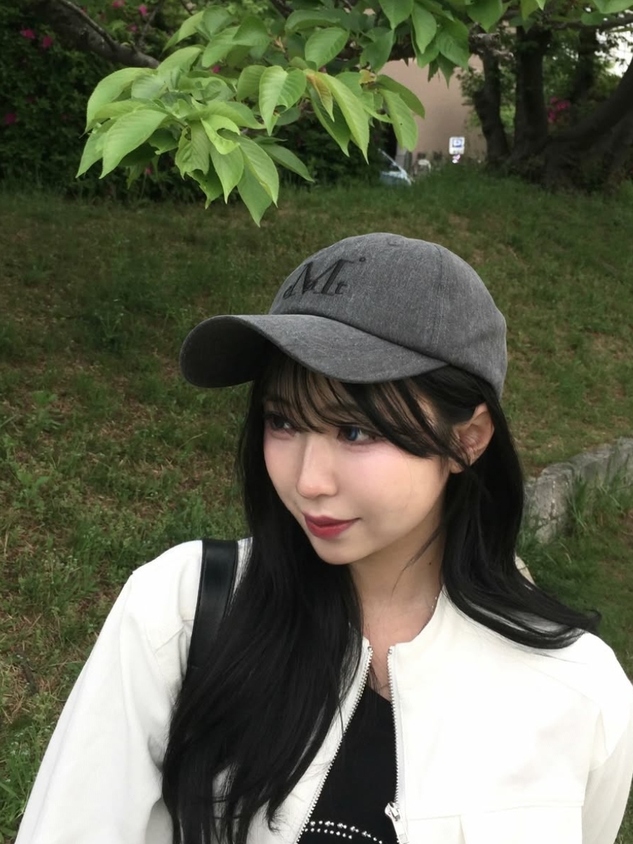 MUCENT Signature Ballcap Dyeing Gray Denim 착용 스타일 - 4