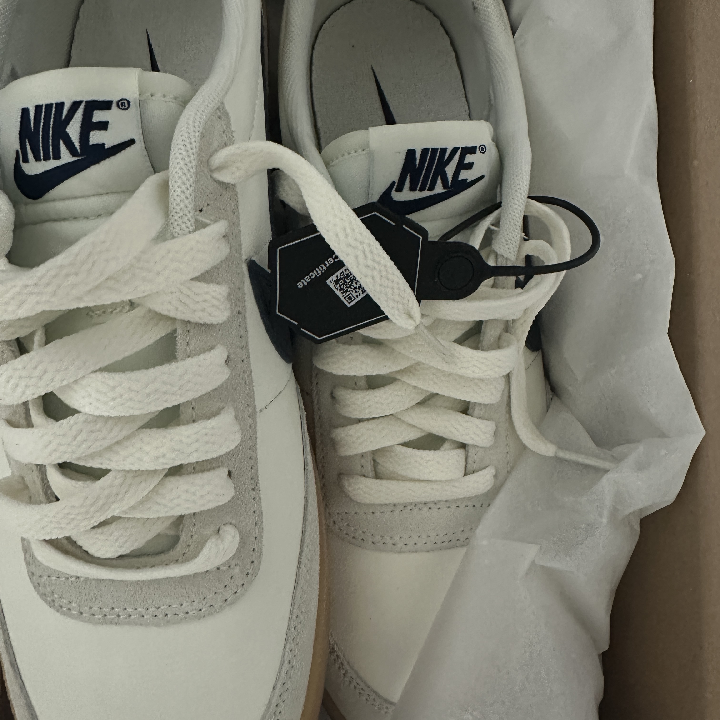 Nike x J.Crew Killshot 2 Sail Midnight Navy 착용 스타일