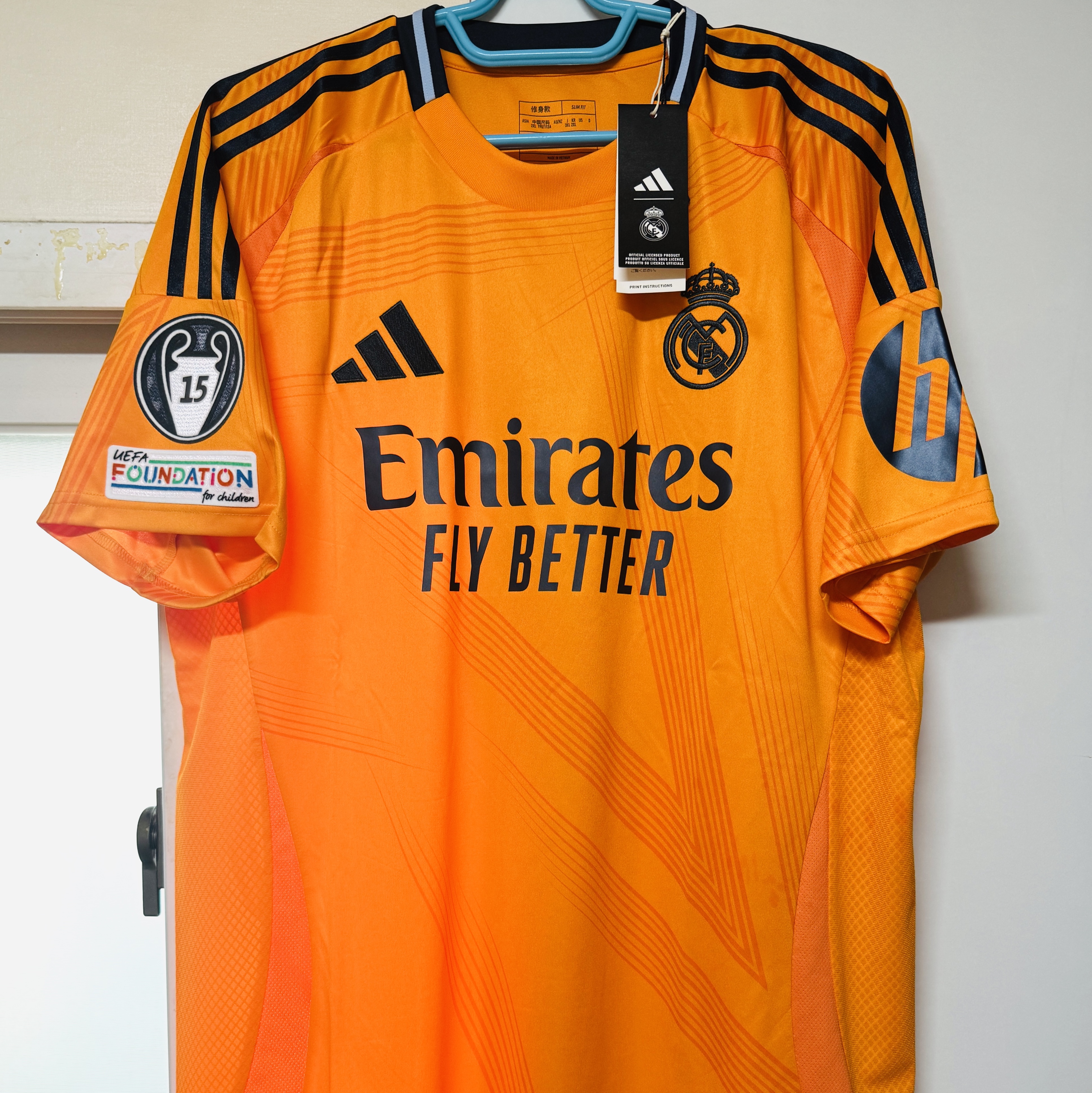 Adidas Real Madrid 2024/25 Away Jersey Crew Orange - KR Sizing (Non Marking Ver.) 착용 스타일