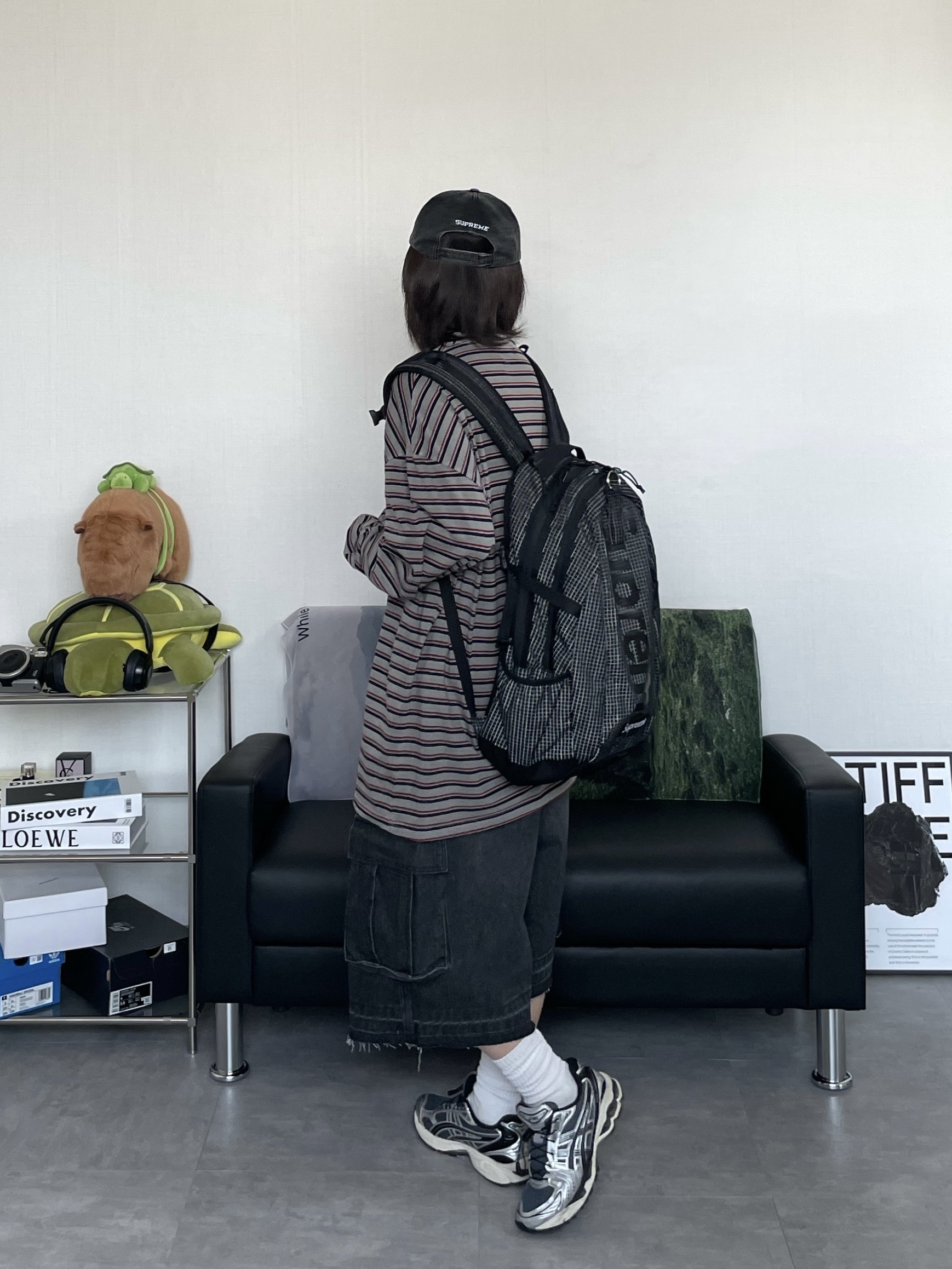 Supreme Pigment Canvas S Logo 6-Panel Black - 23SS, Asics Unlimited Gel-Kayano 14 Carrier Grey Black 착용 스타일 - 2