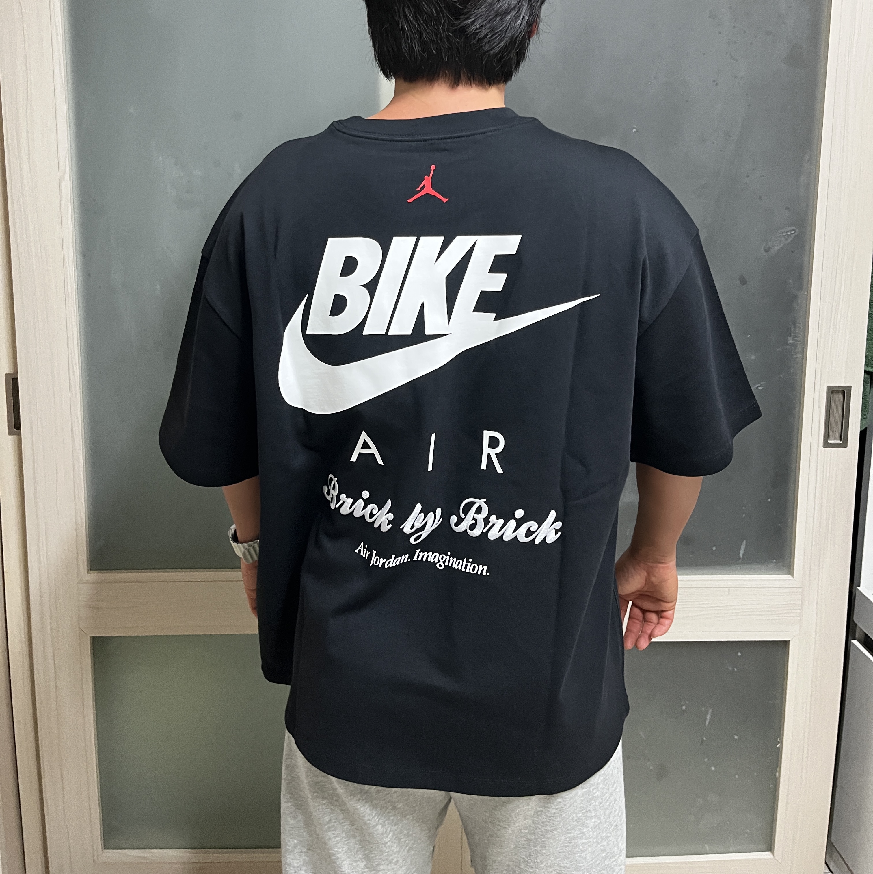Jordan x Nigel Sylvester T-Shirt Black (HQ1736-010) 착용 스타일 - 1