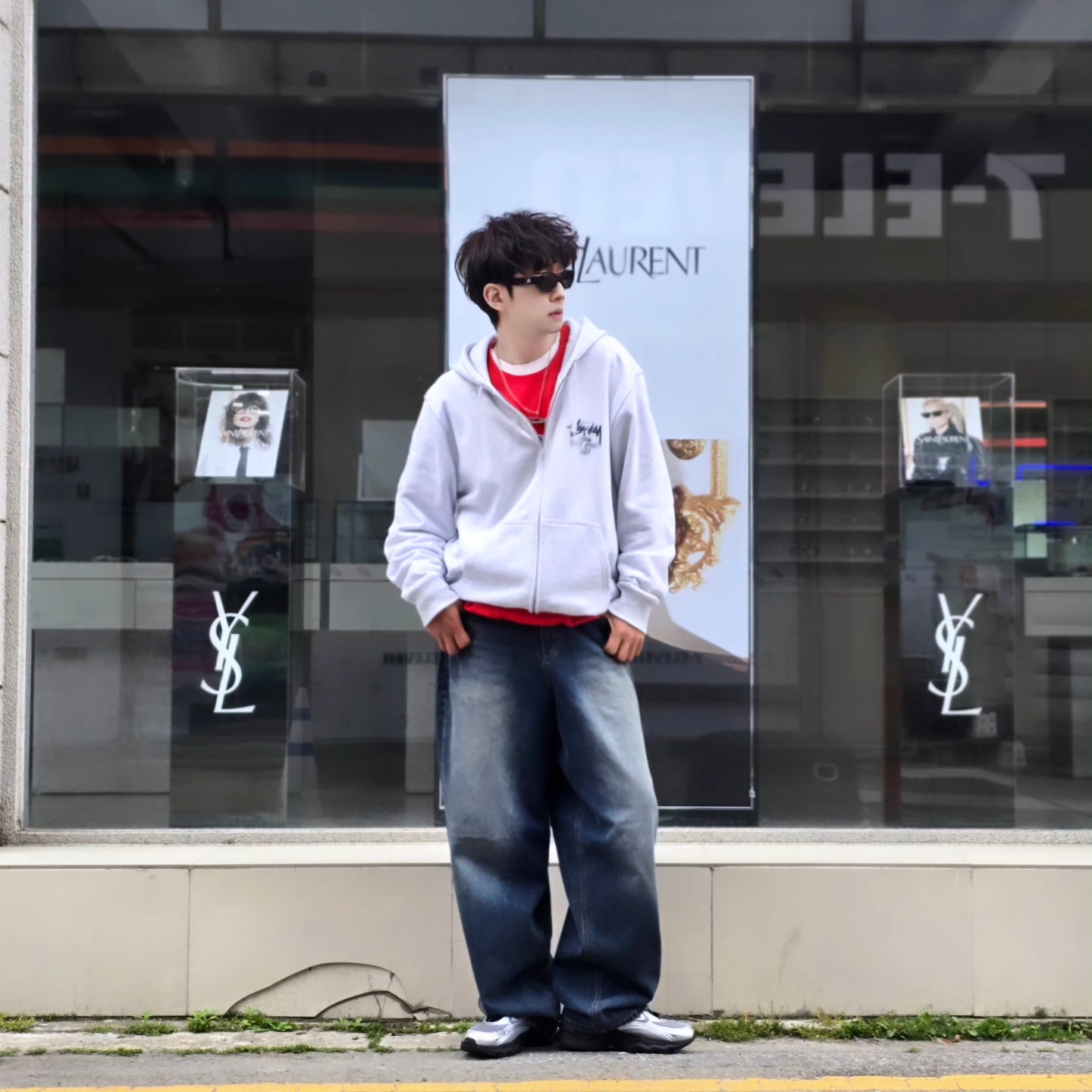 Stussy Stock DSM Ginza Zip Hoodie Ash Heather 2023, [6% 적립] FILA Pantera 99/25 Silver 착용 스타일 - 1