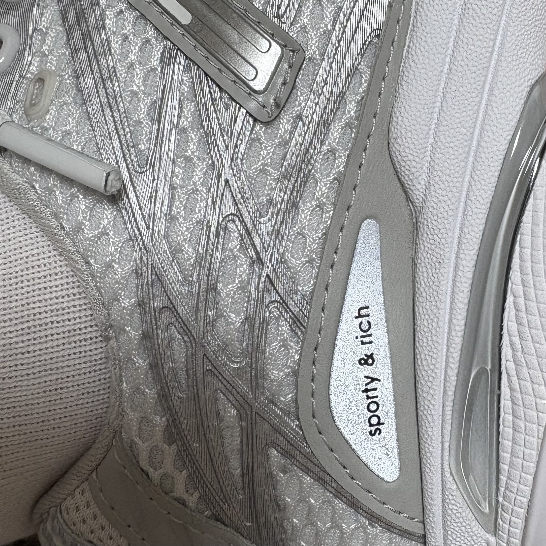 Adidas x Sporty & Rich Adistar Cushion Grey 착용 스타일 - 2
