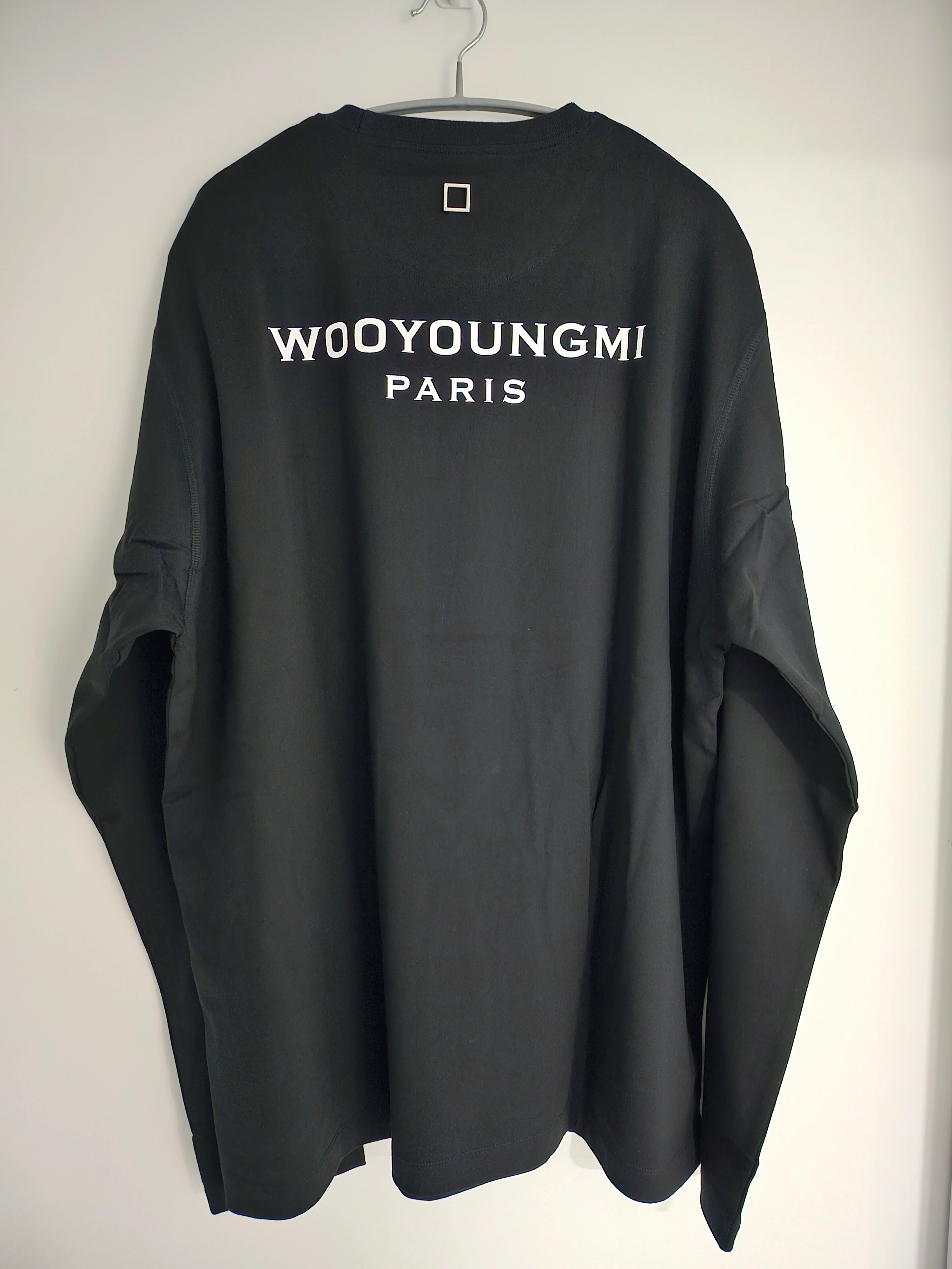 Wooyoungmi Cotton Back Logo Long Sleeve T-Shirt Black - 23FW 착용 스타일 - 1