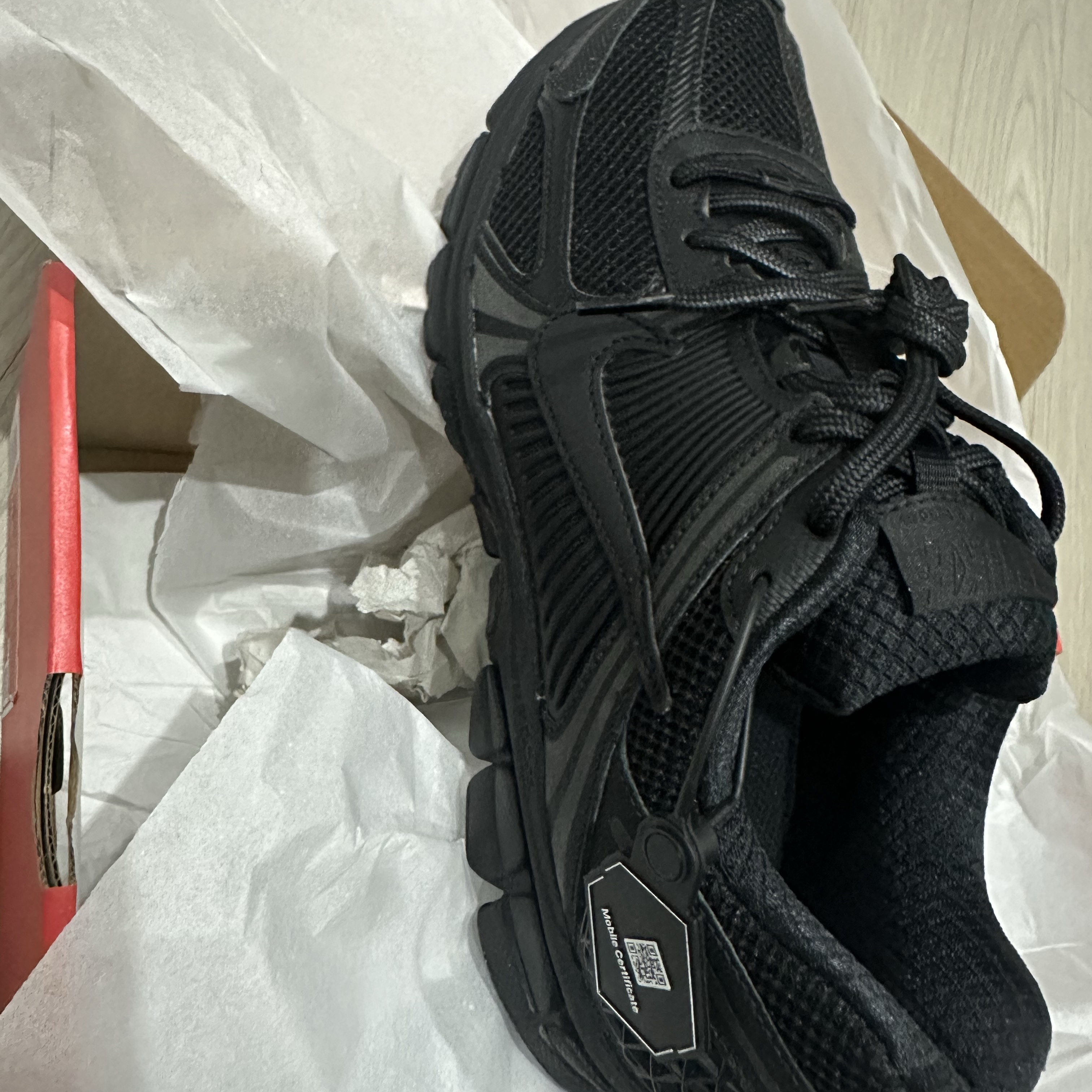 Nike Zoom Vomero 5 SP Black 착용 스타일