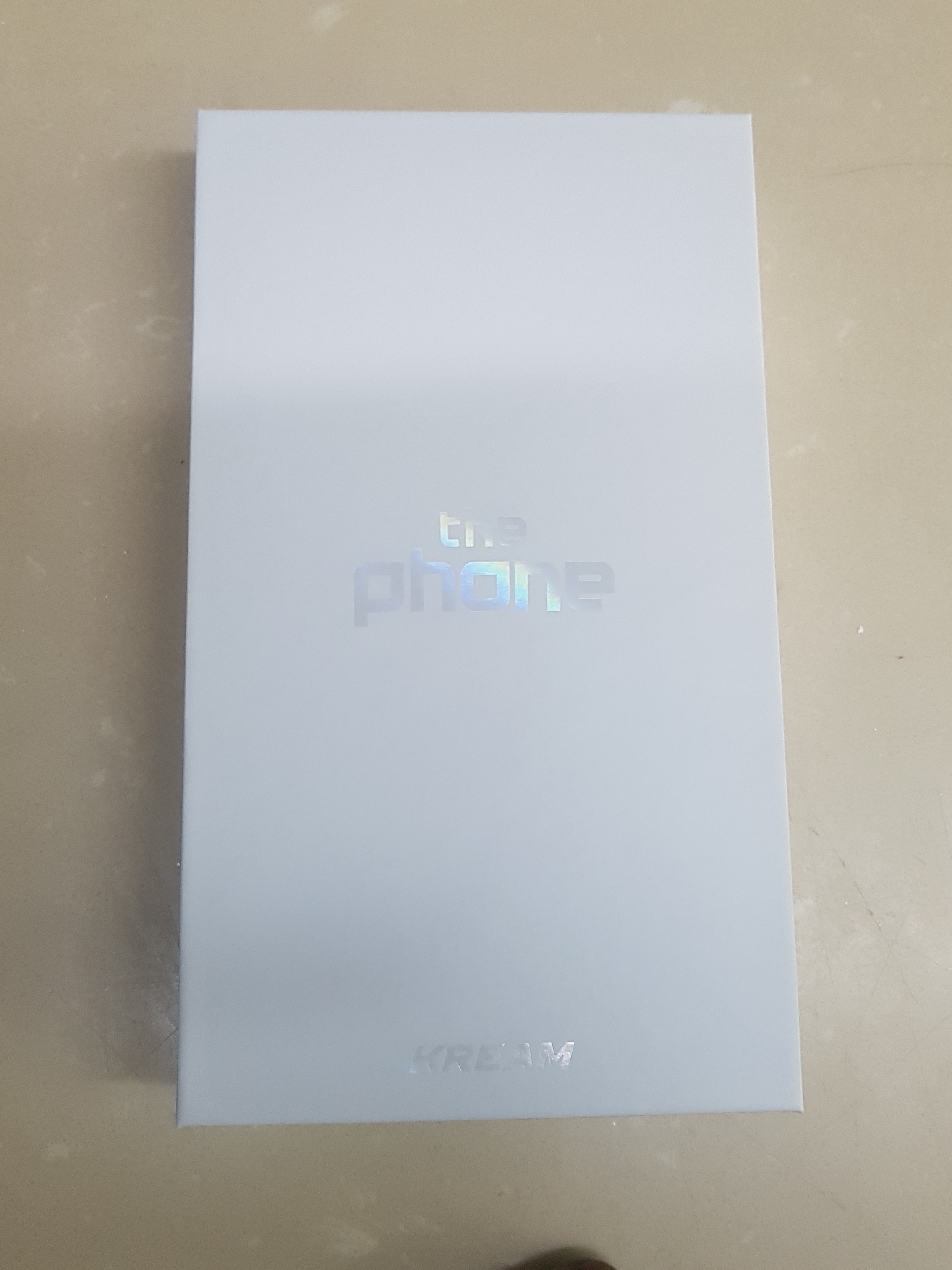 [S등급] Refurbished Galaxy S22+ 256GB Phantom White 착용 스타일 - 2