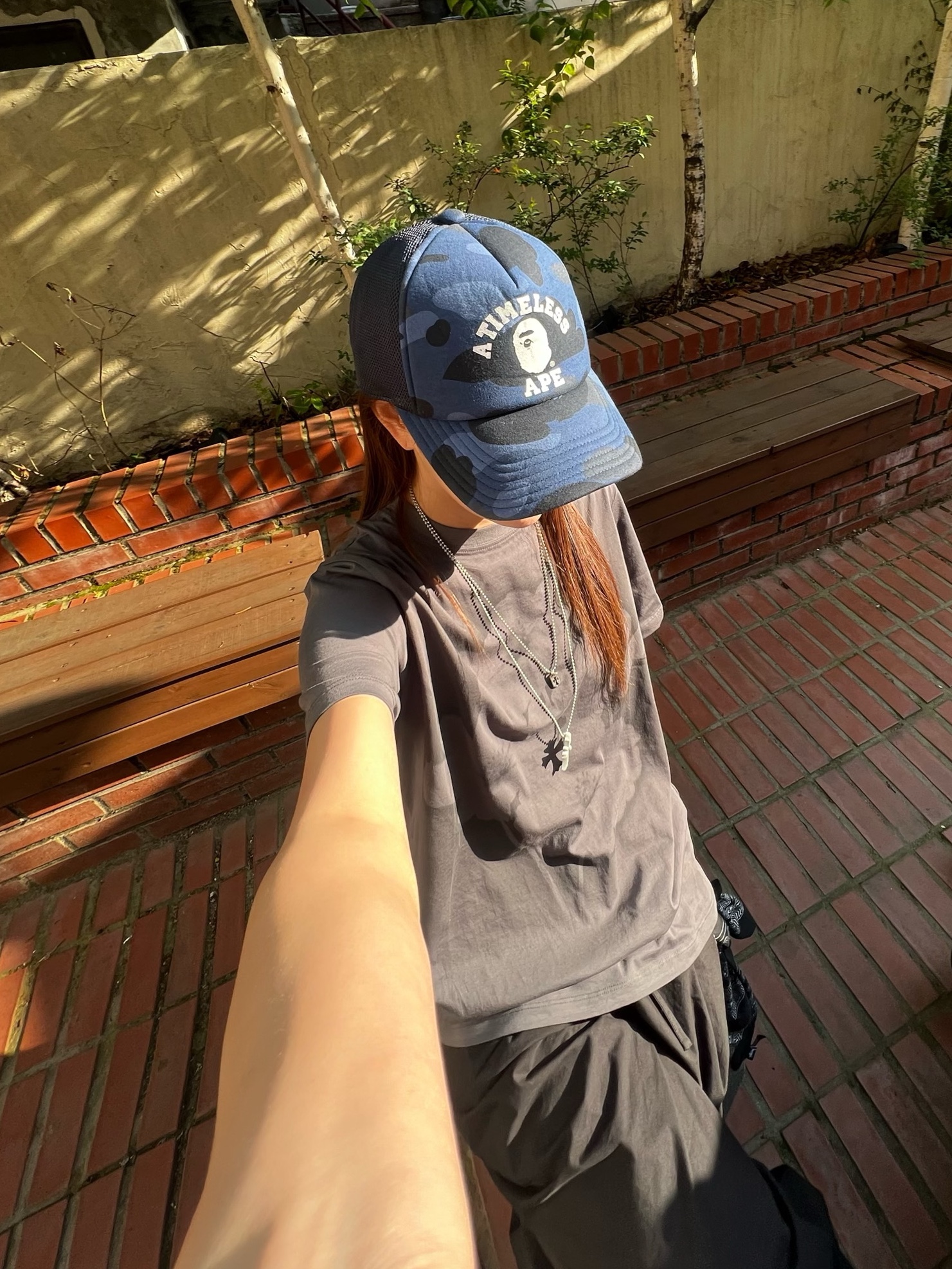 Chrome Hearts Silichrome CH Cross Pendant Grey 2023, BAPE x JJJJound Color Camo College Mesh Cap Navy 착용 스타일