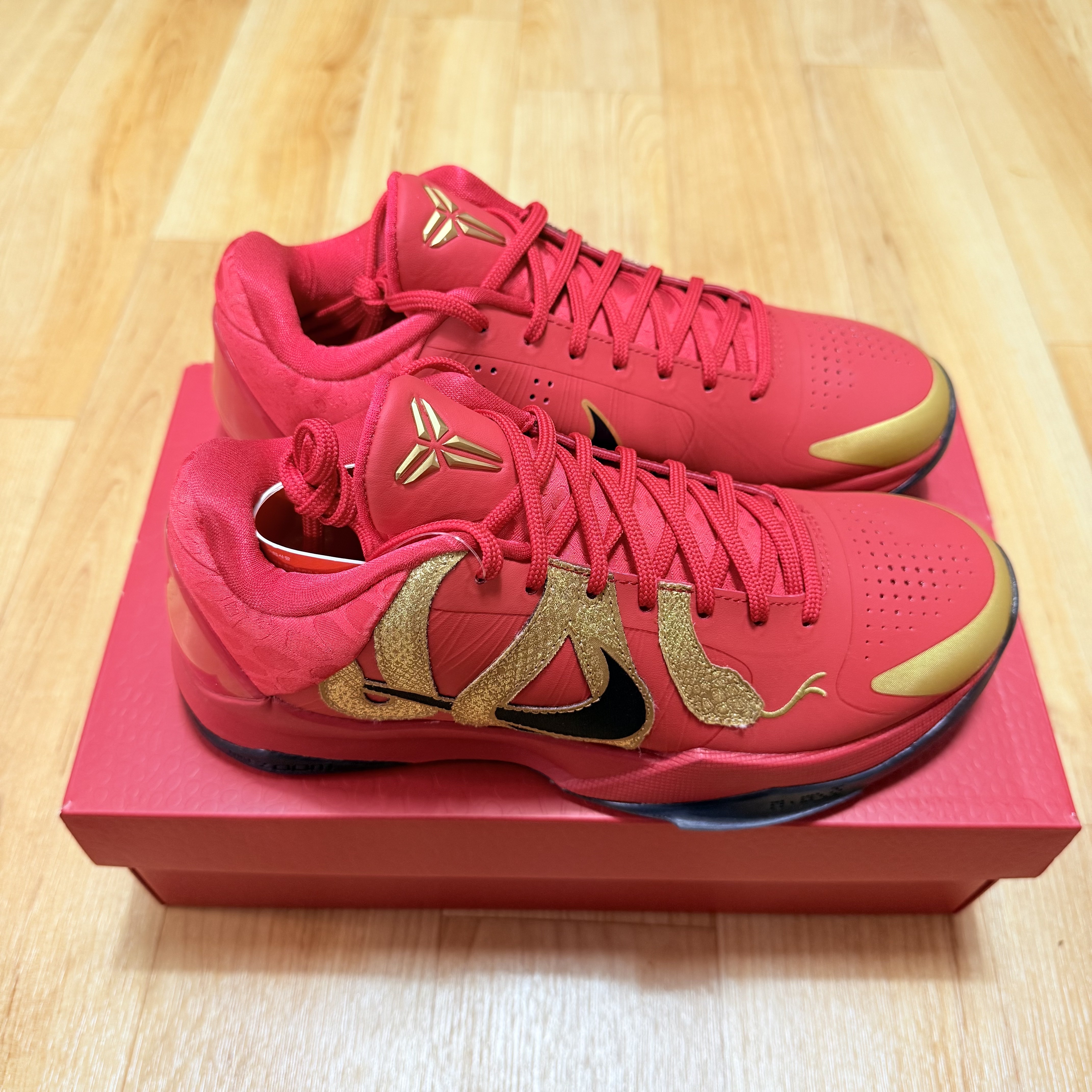 Nike Kobe 5 Protro Year of the Mamba University Red 착용 스타일 - 4