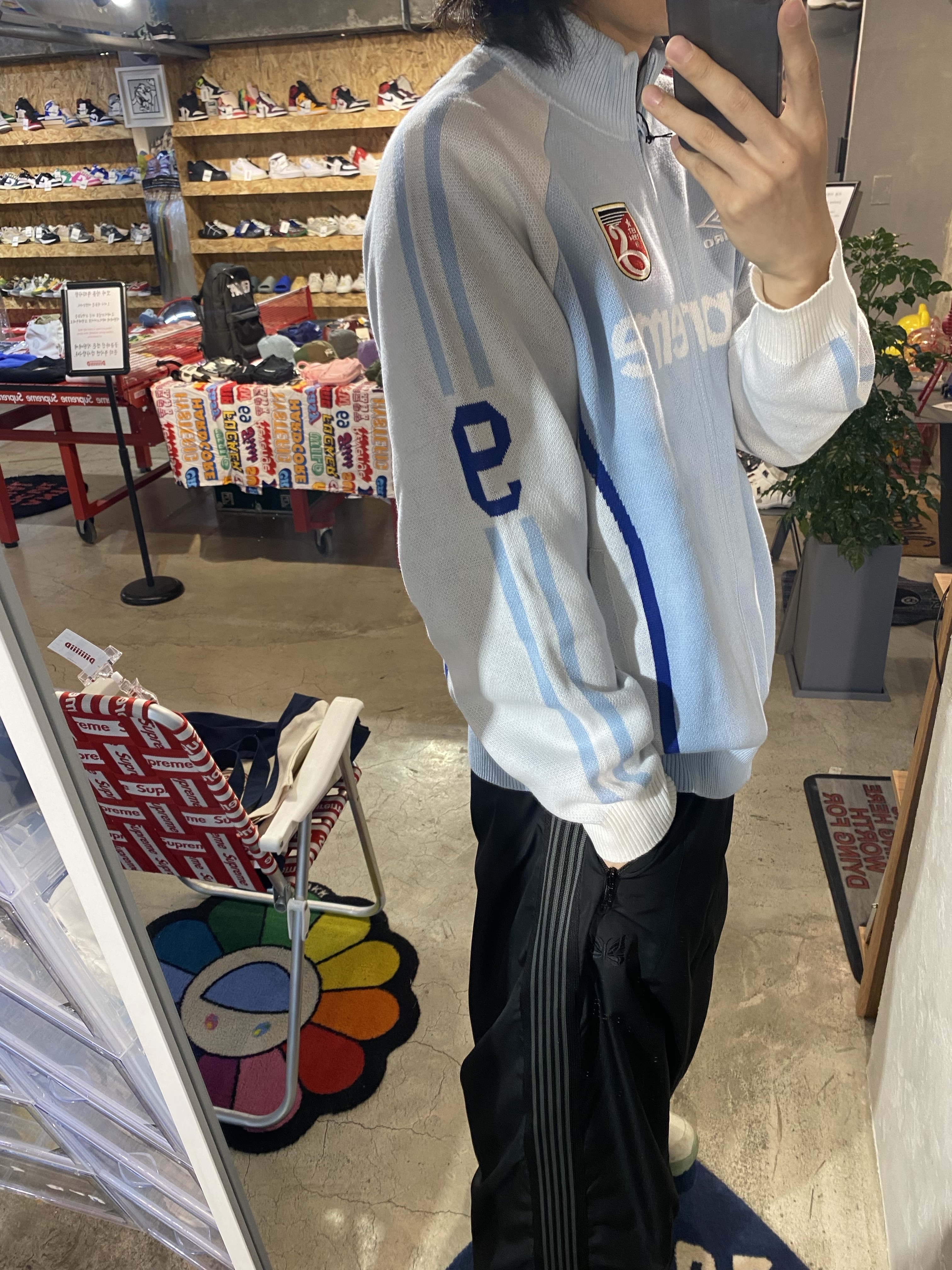 Supreme x Umbro Zip Up Sweater Light Blue - 25SS, Needles x LHP H.D. Nylon Track Pants Black 착용 스타일 - 4