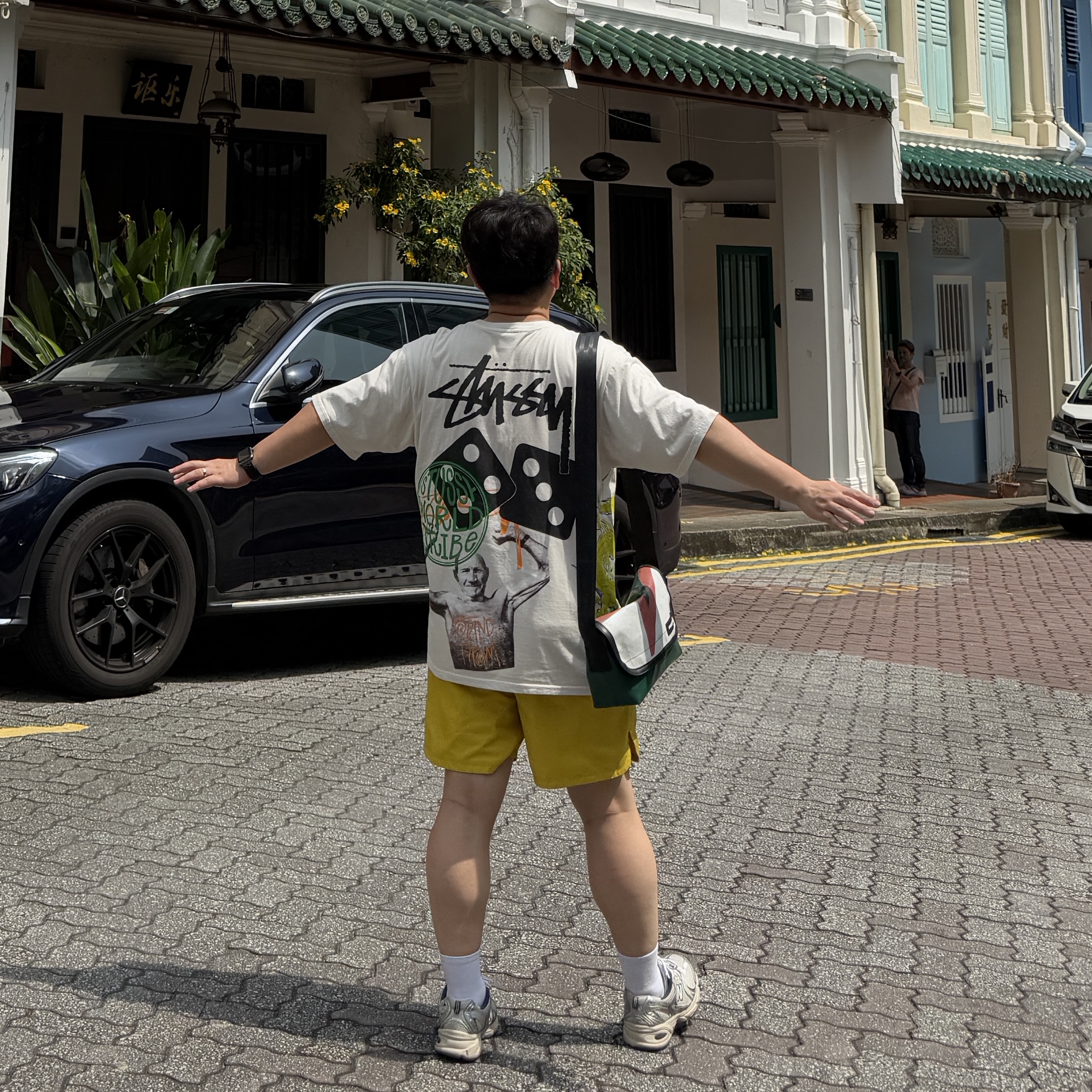 Stussy Strike Pigment Dyed T-Shirt Natural 착용 스타일
